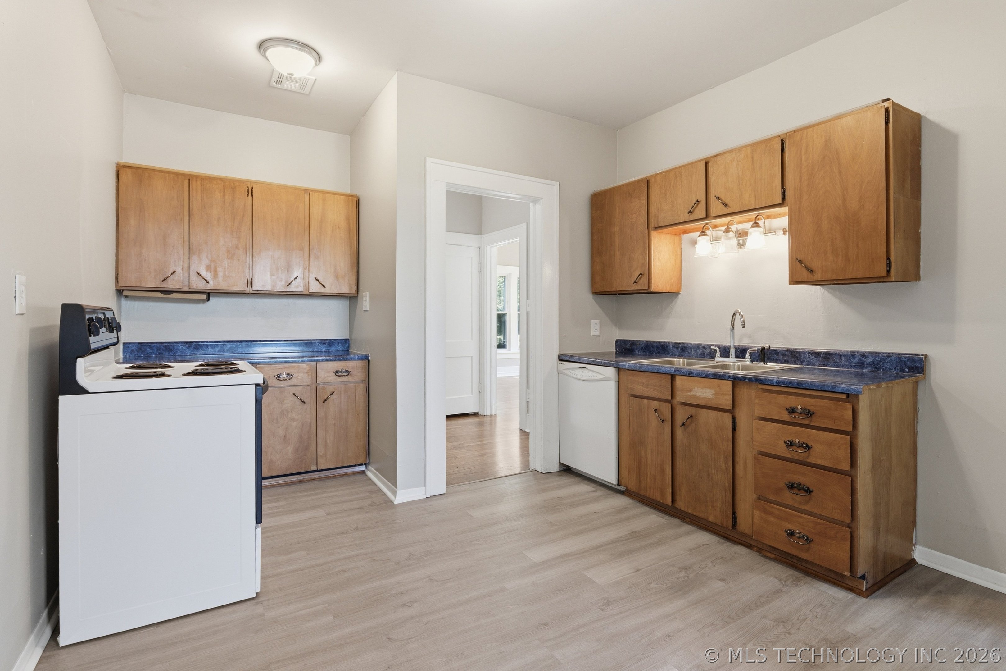 19219 S 4079 Road Claremore OK 74019