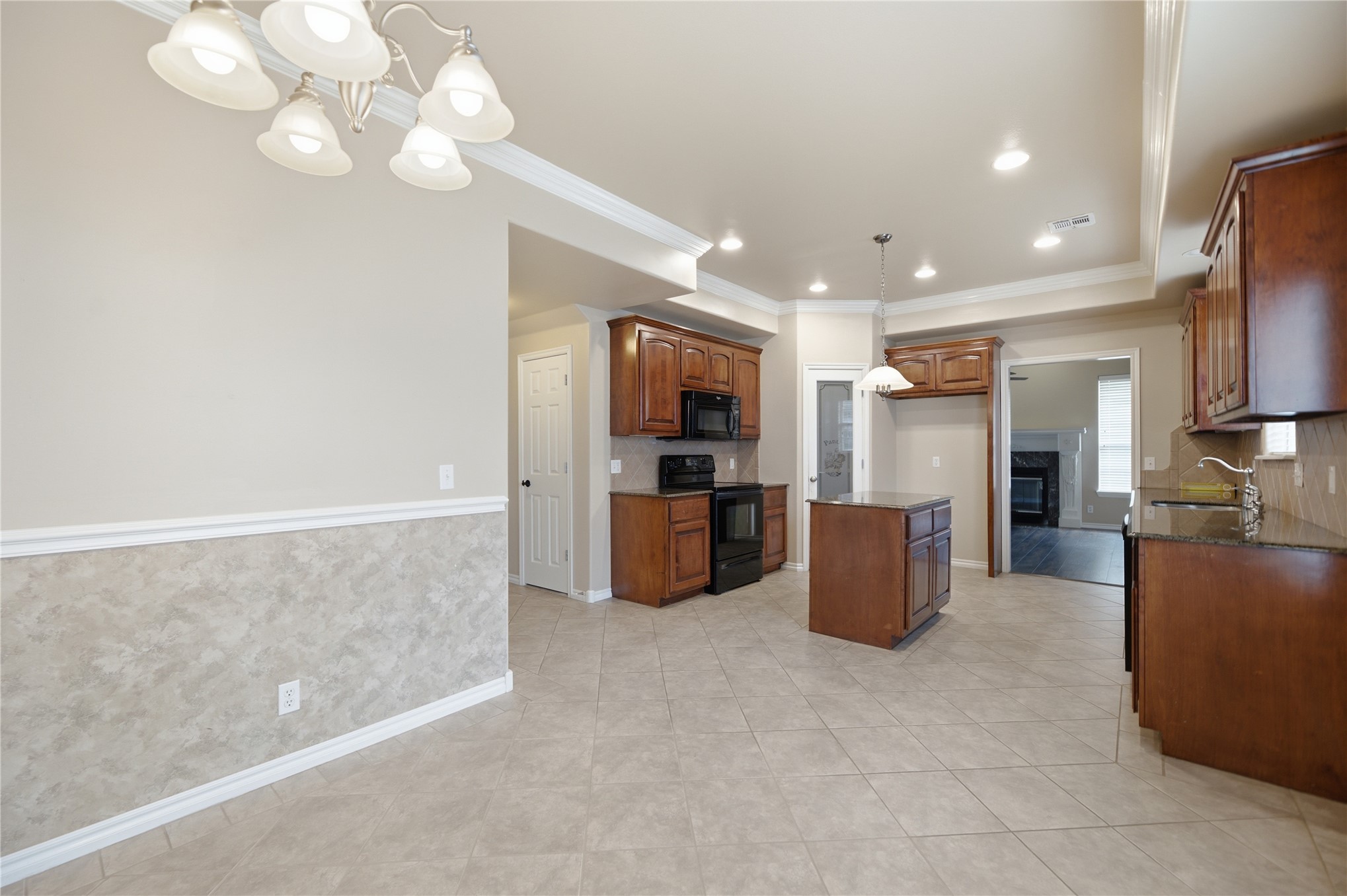 2505 S 10th Street Broken Arrow OK 74012