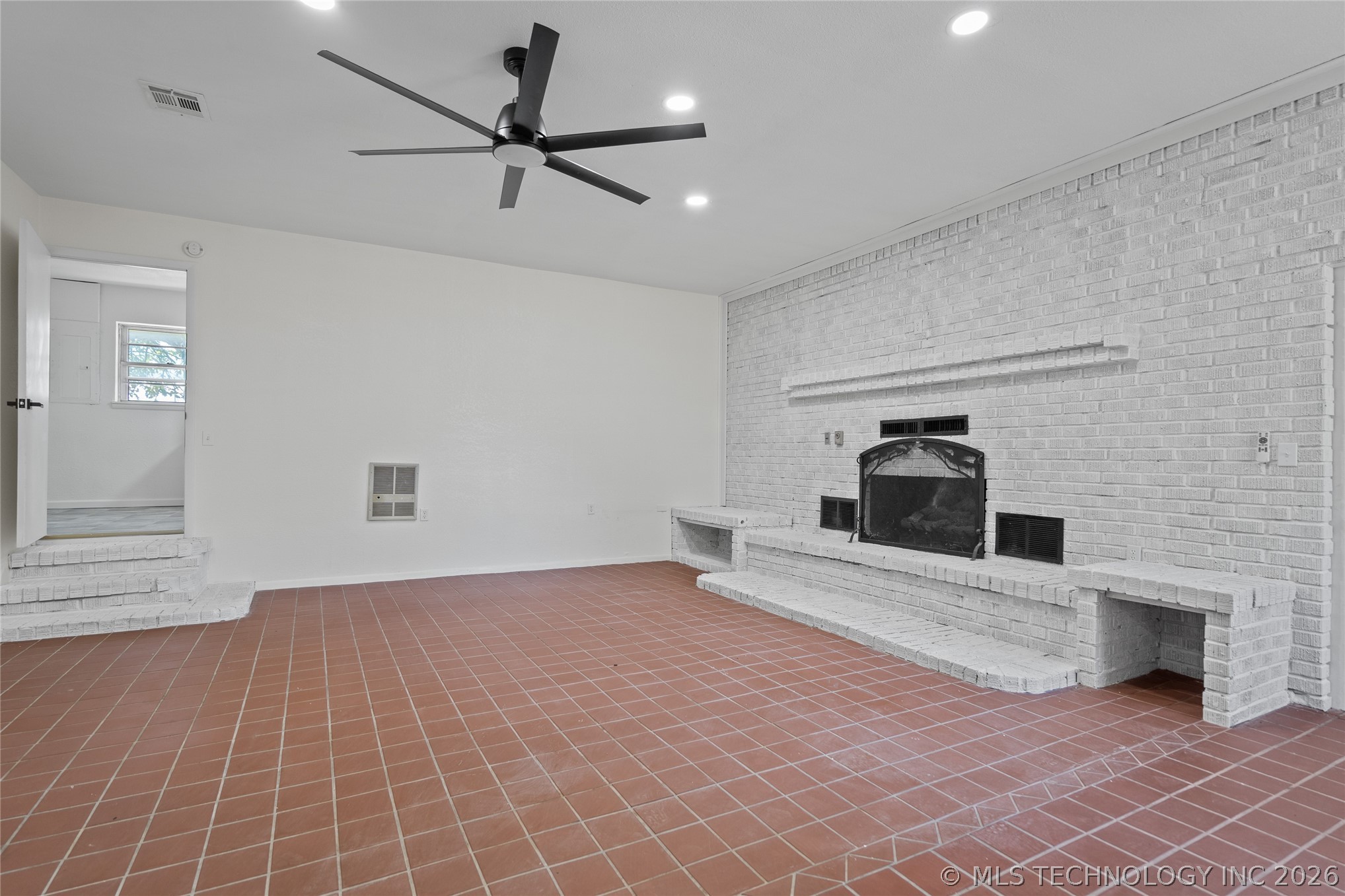 2399 State Highway 76 Wilson OK 73463