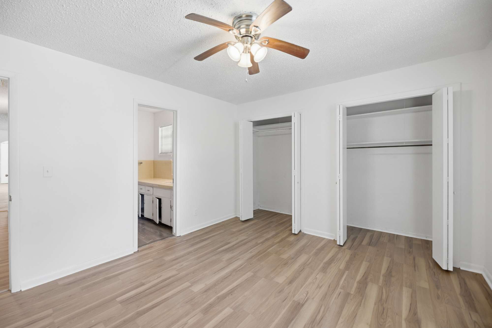 313 E Woodrow Place Tulsa OK 74106