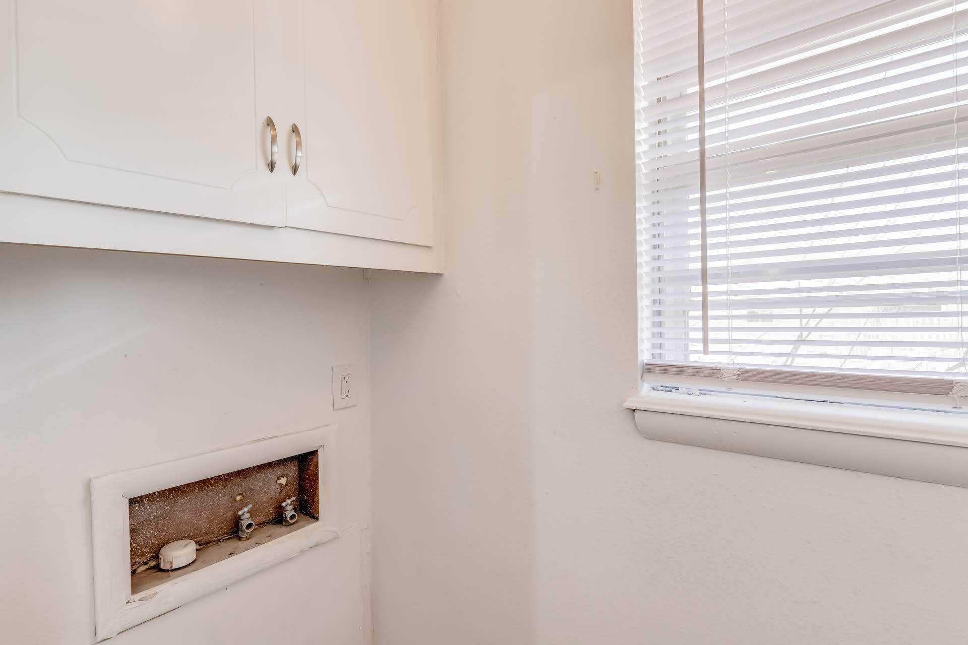 313 E Woodrow Place Tulsa OK 74106