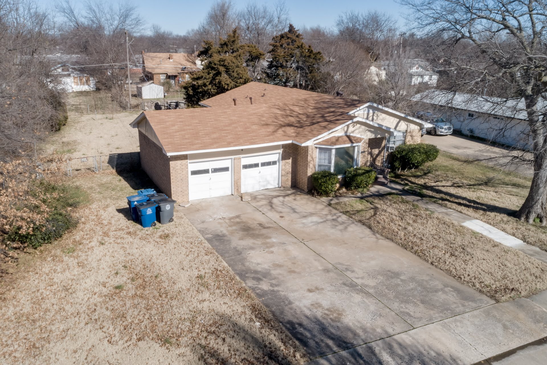 313 E Woodrow Place Tulsa OK 74106