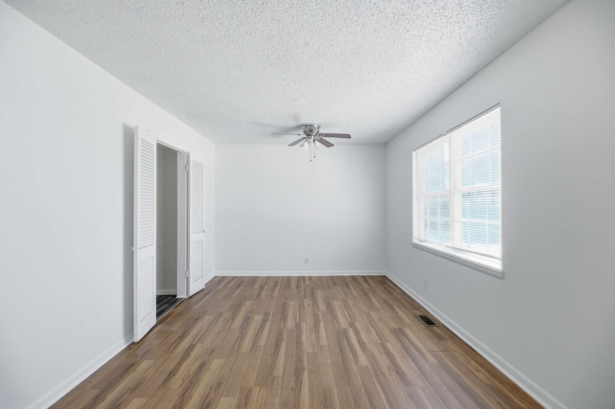 313 E Woodrow Place Tulsa OK 74106