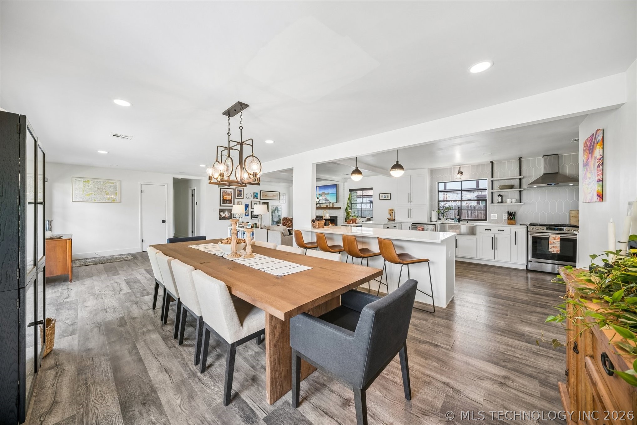 1342 S Columbia Avenue Tulsa OK 74104