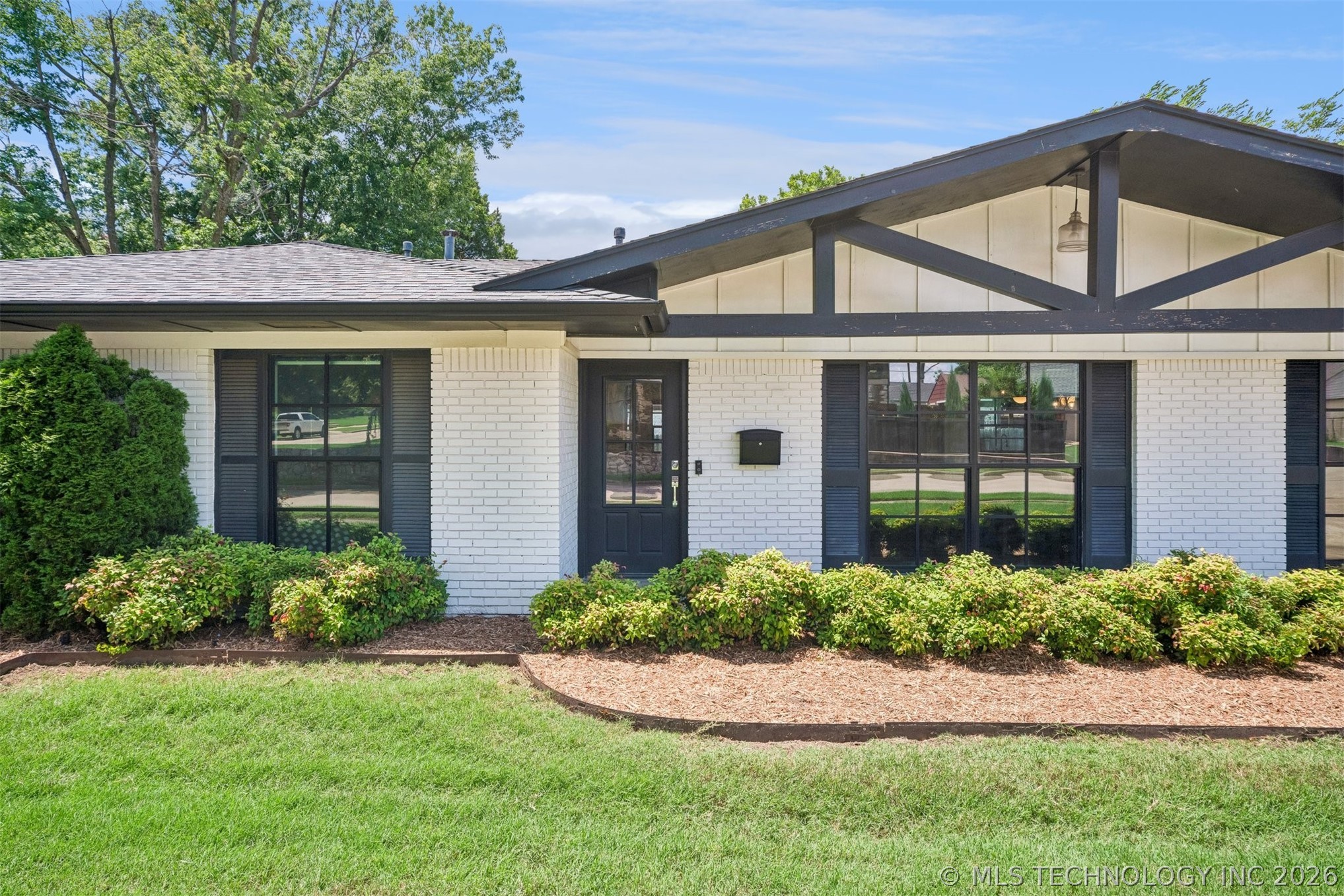 1342 S Columbia Avenue Tulsa OK 74104