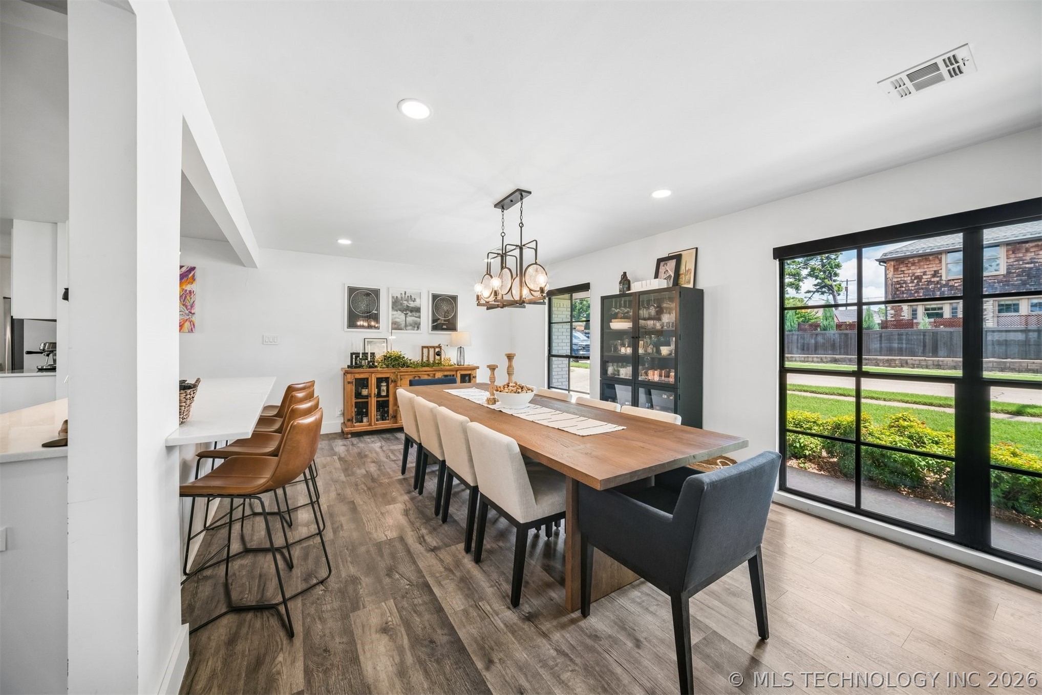 1342 S Columbia Avenue Tulsa OK 74104