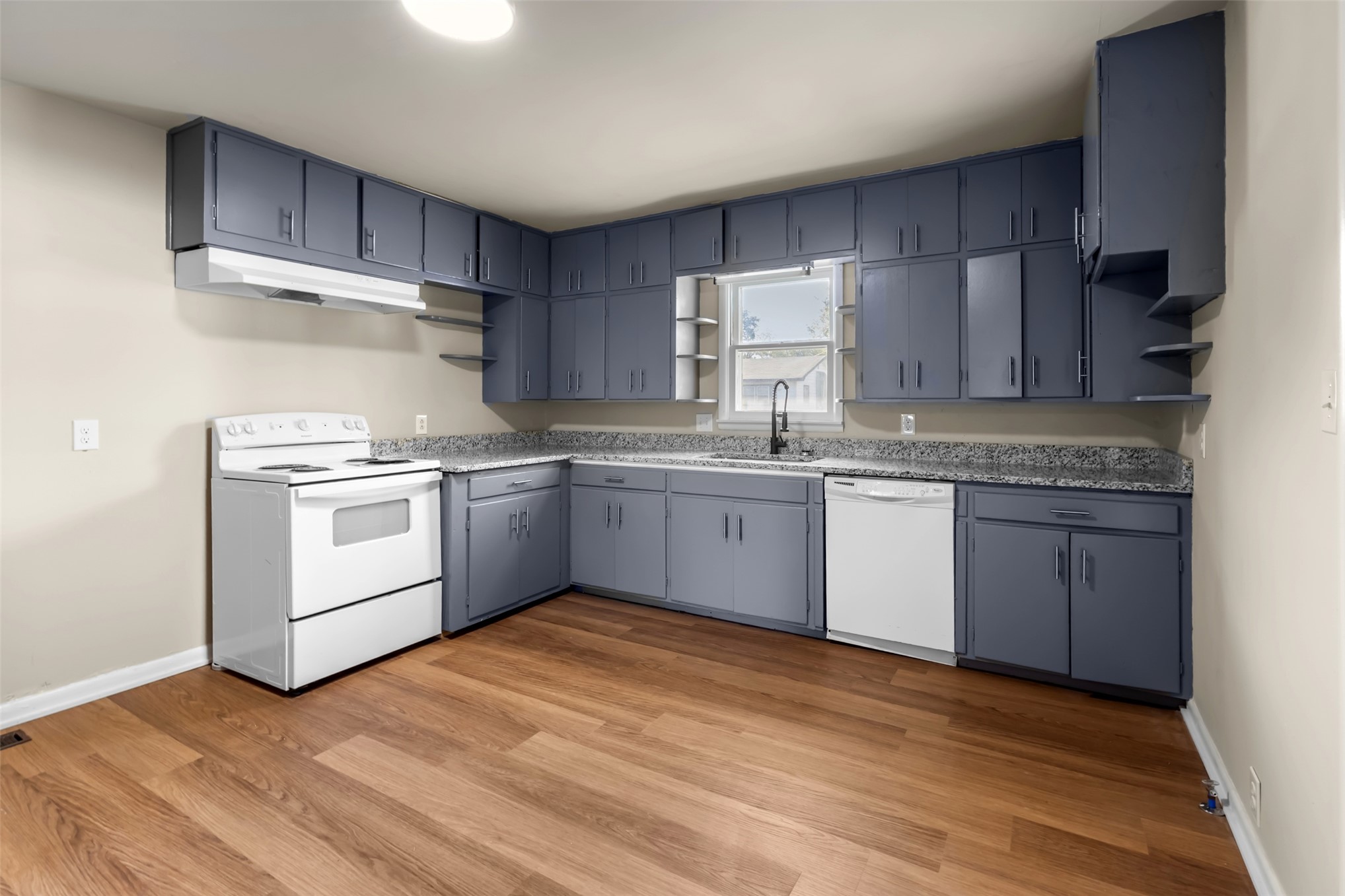 619 W Knisley Checotah OK 74426