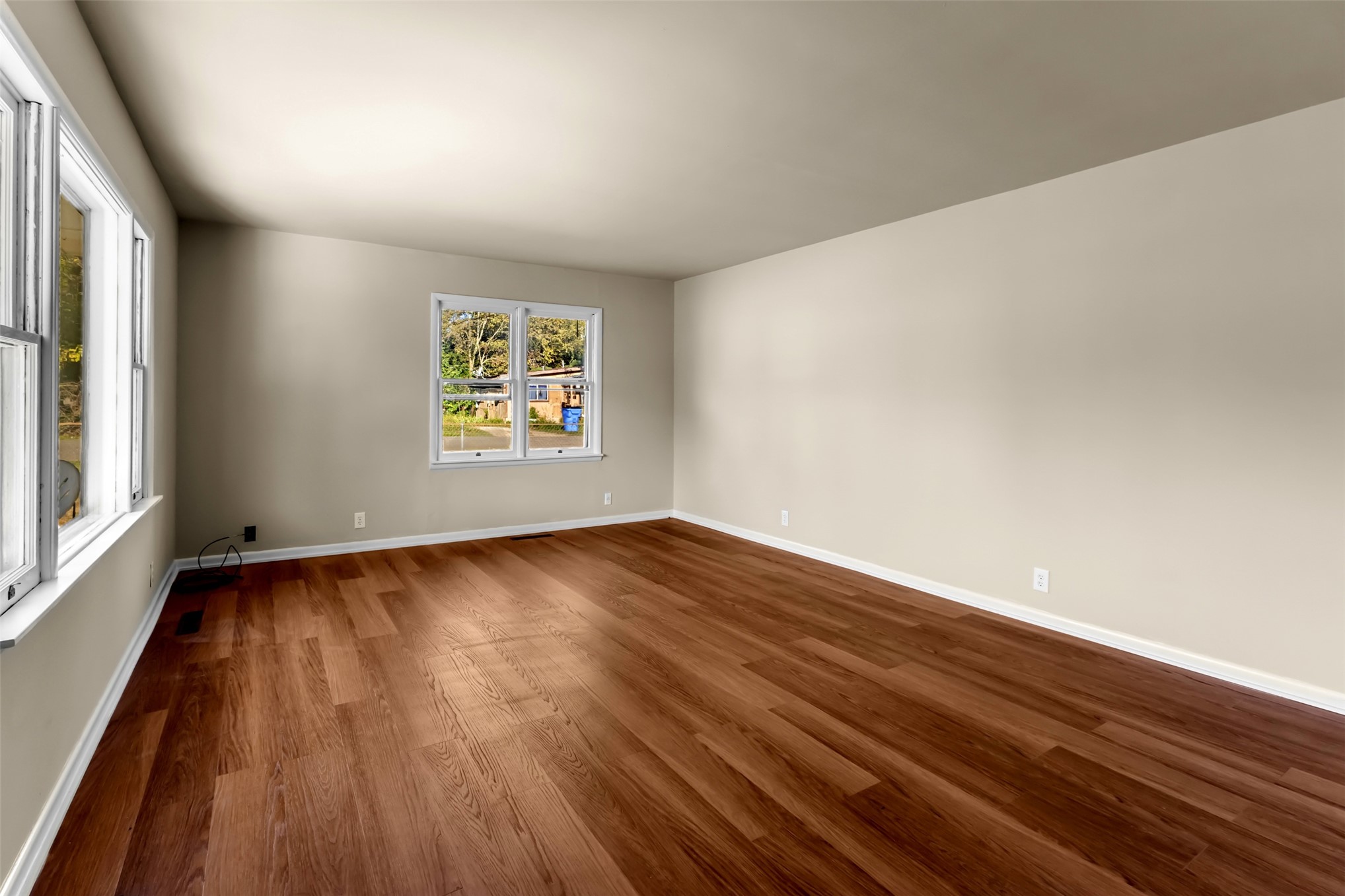619 W Knisley Checotah OK 74426