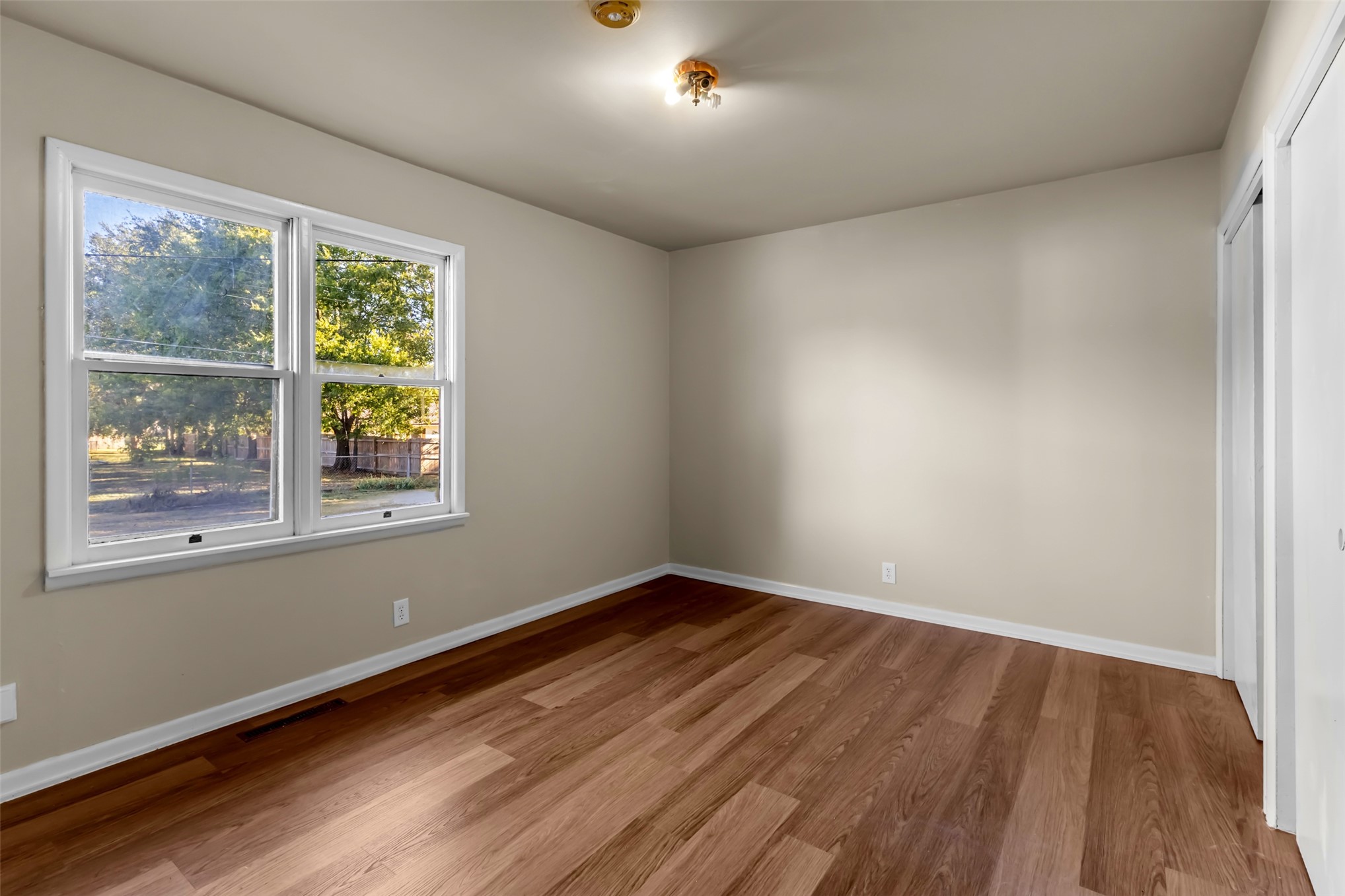 619 W Knisley Checotah OK 74426