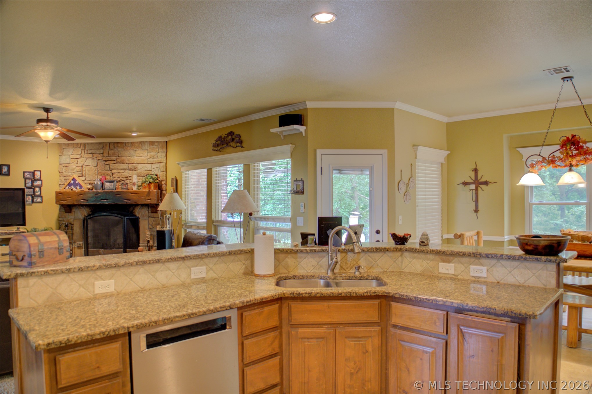 4012 S Yellowood Avenue Broken Arrow OK 74011