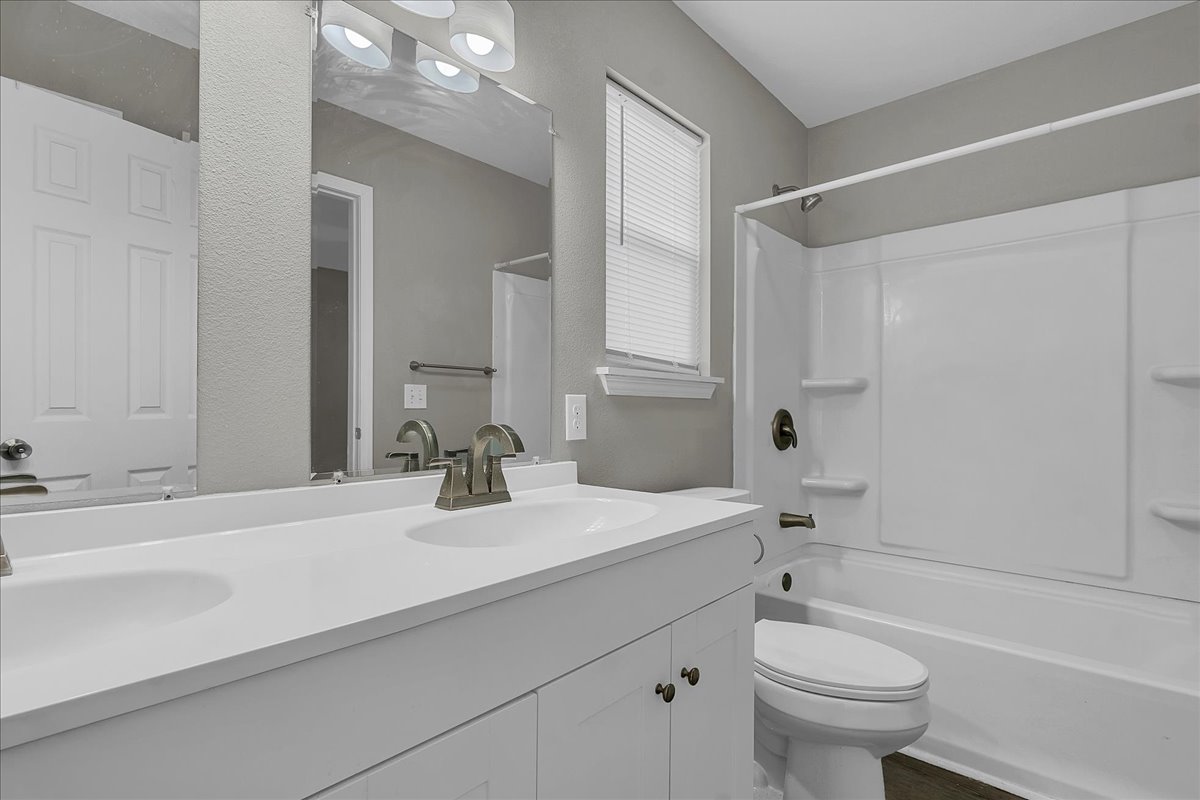 4107 W 56th Place Tulsa OK 74107
