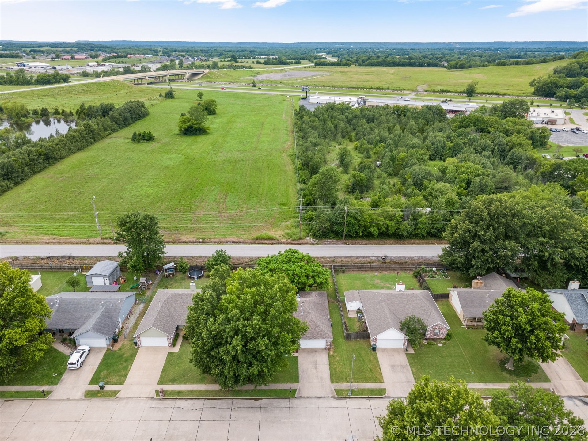 2317 SW Quail Run Drive Claremore OK 74019