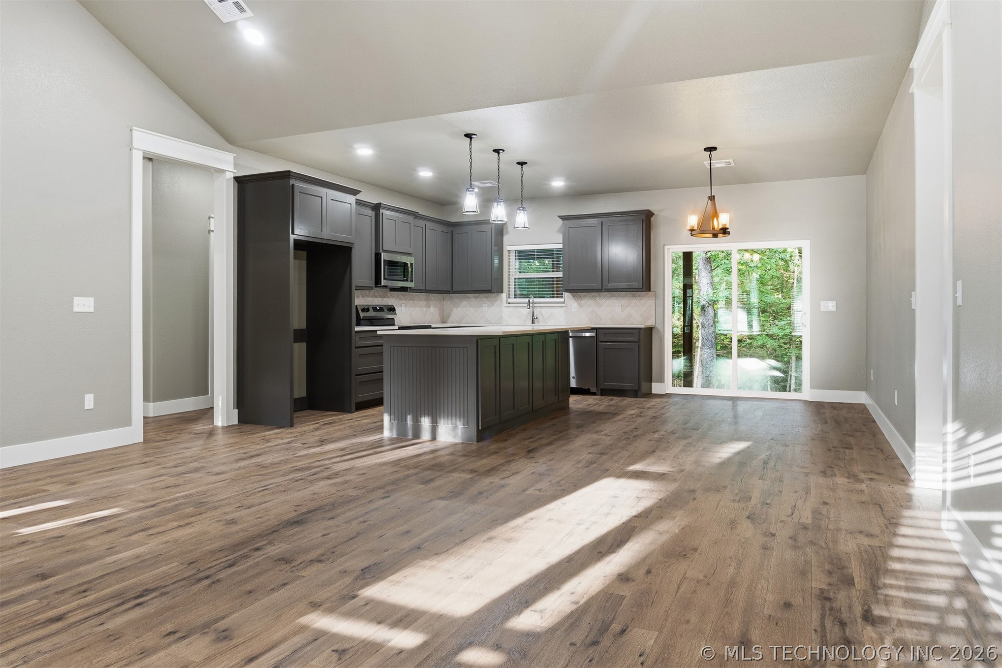 150 Woods Road Mead OK 73449