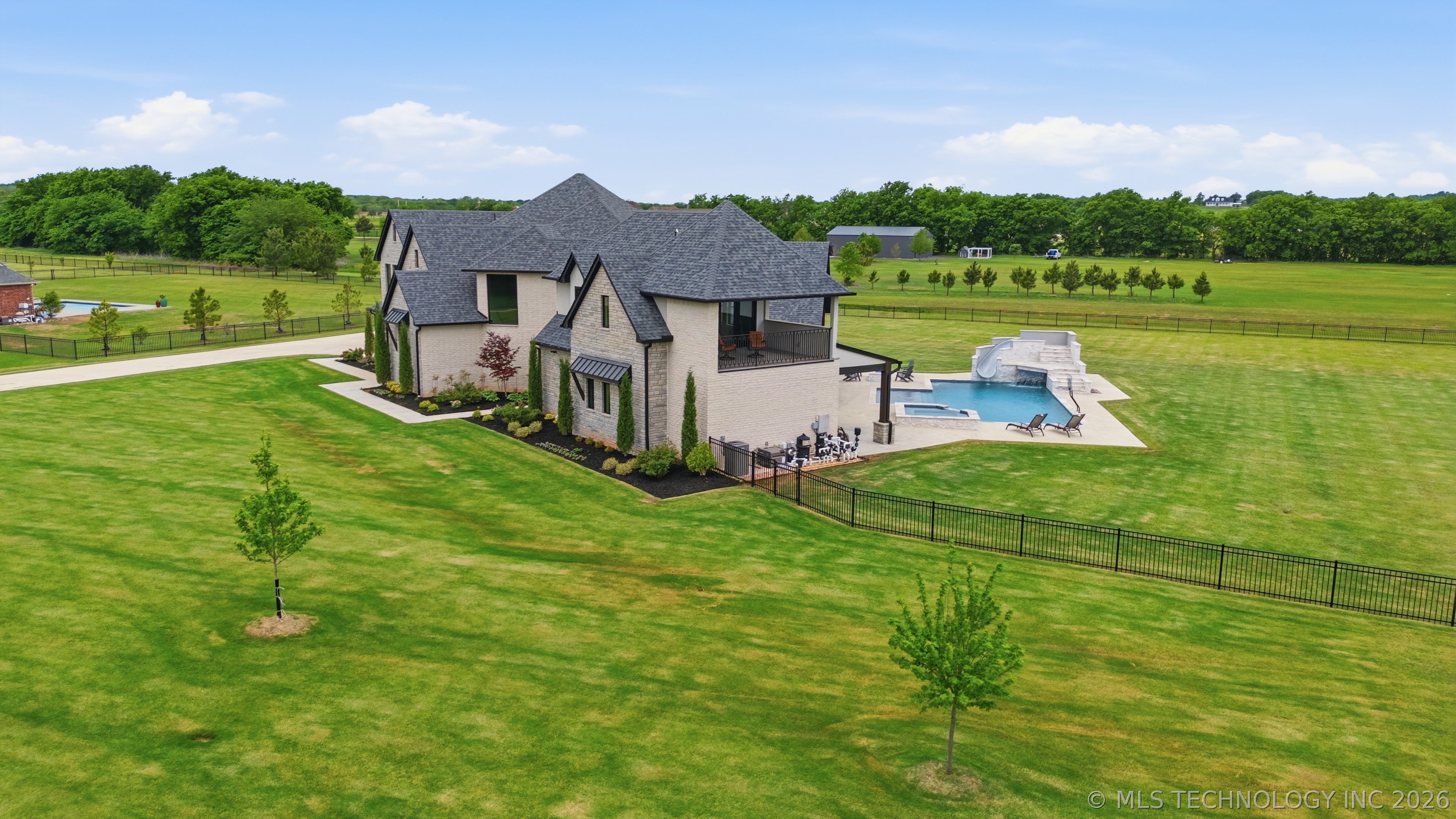 16924 S 31st East Avenue Mounds OK 74047