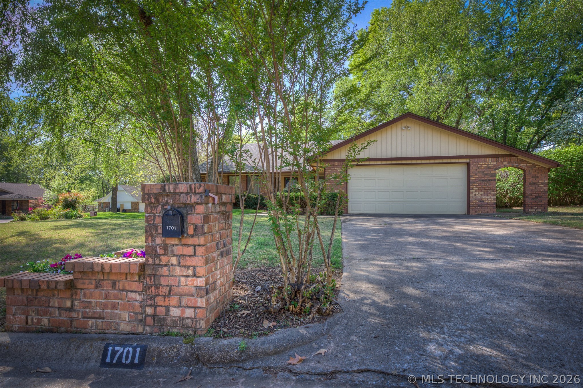 1701 W Winston Court Broken Arrow OK 74011