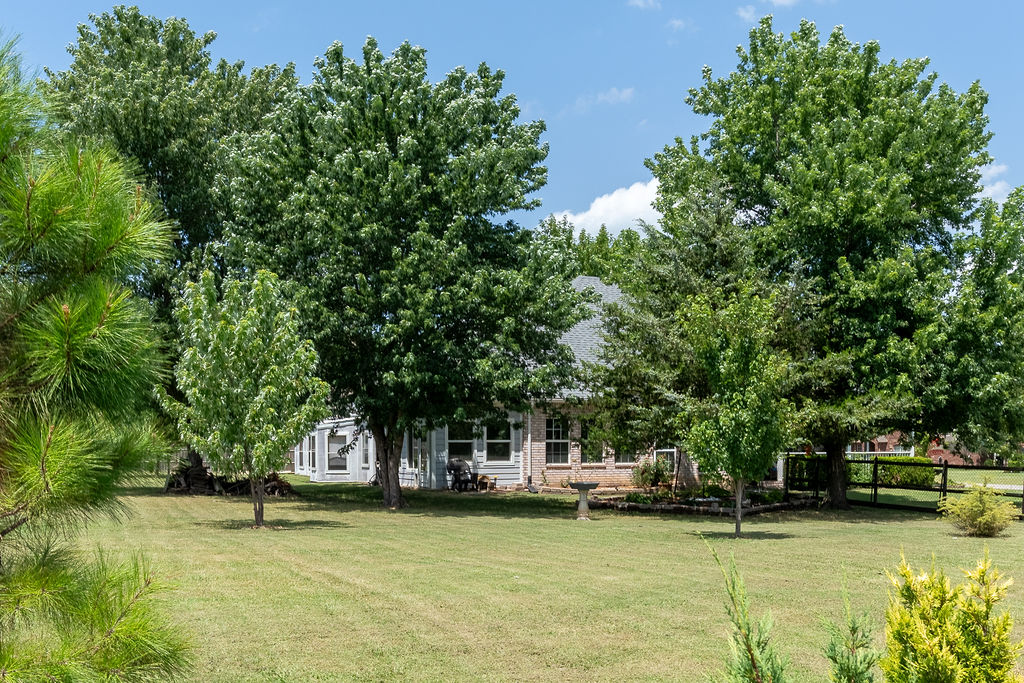 200 N Woodchuck Lane Skiatook OK 74070