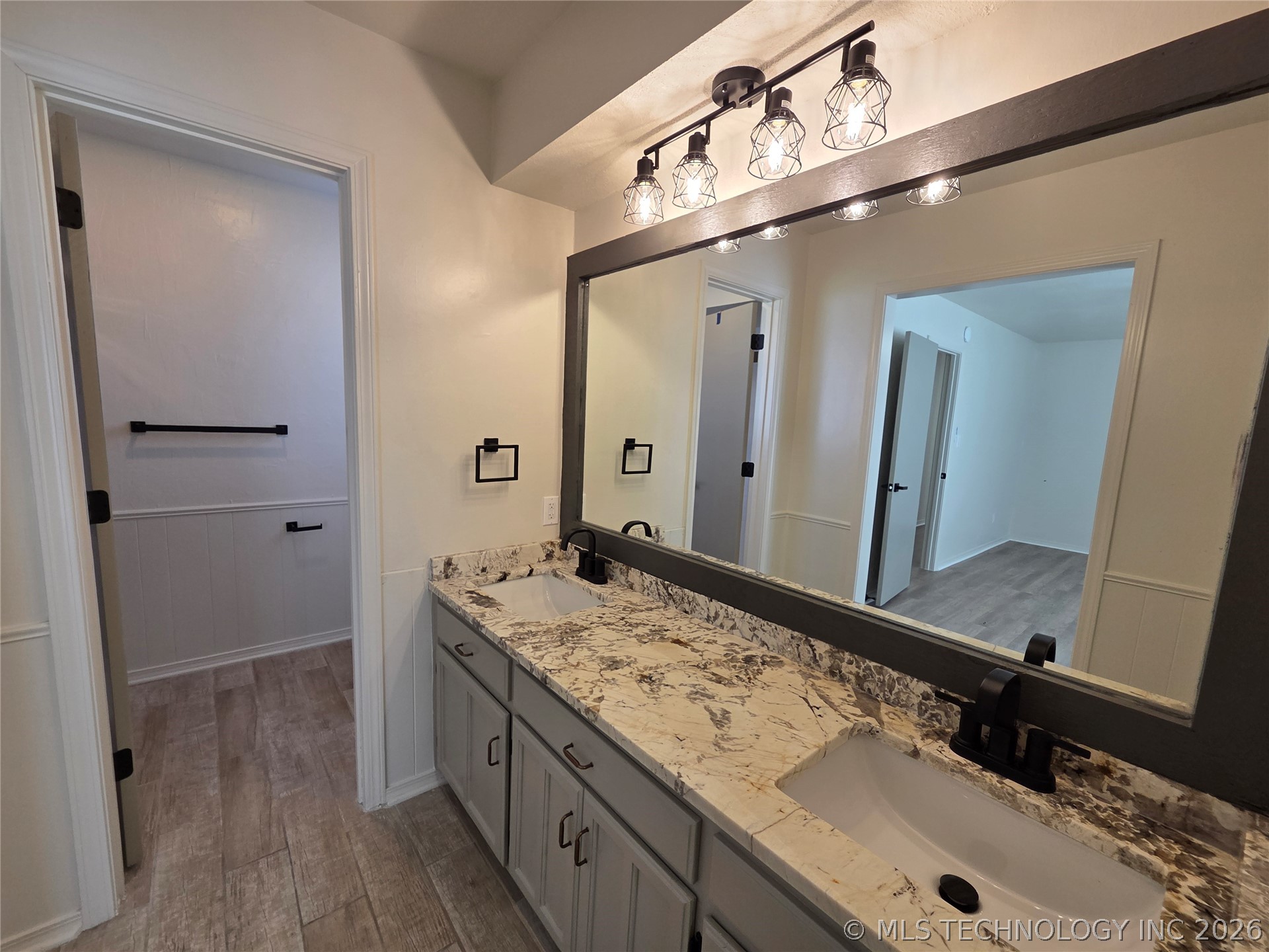 11612 S 100th East Avenue Bixby OK 74008