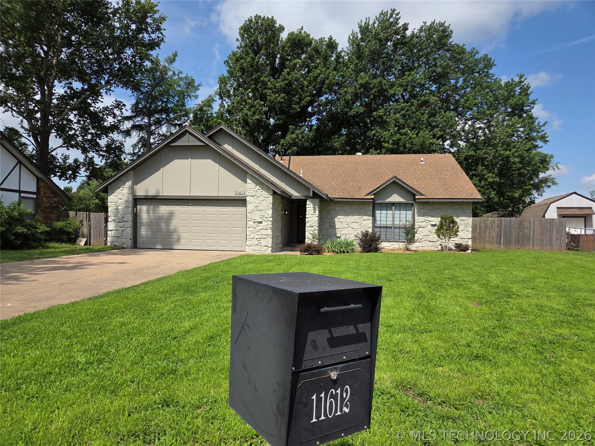 11612 S 100th East Avenue Bixby OK 74008