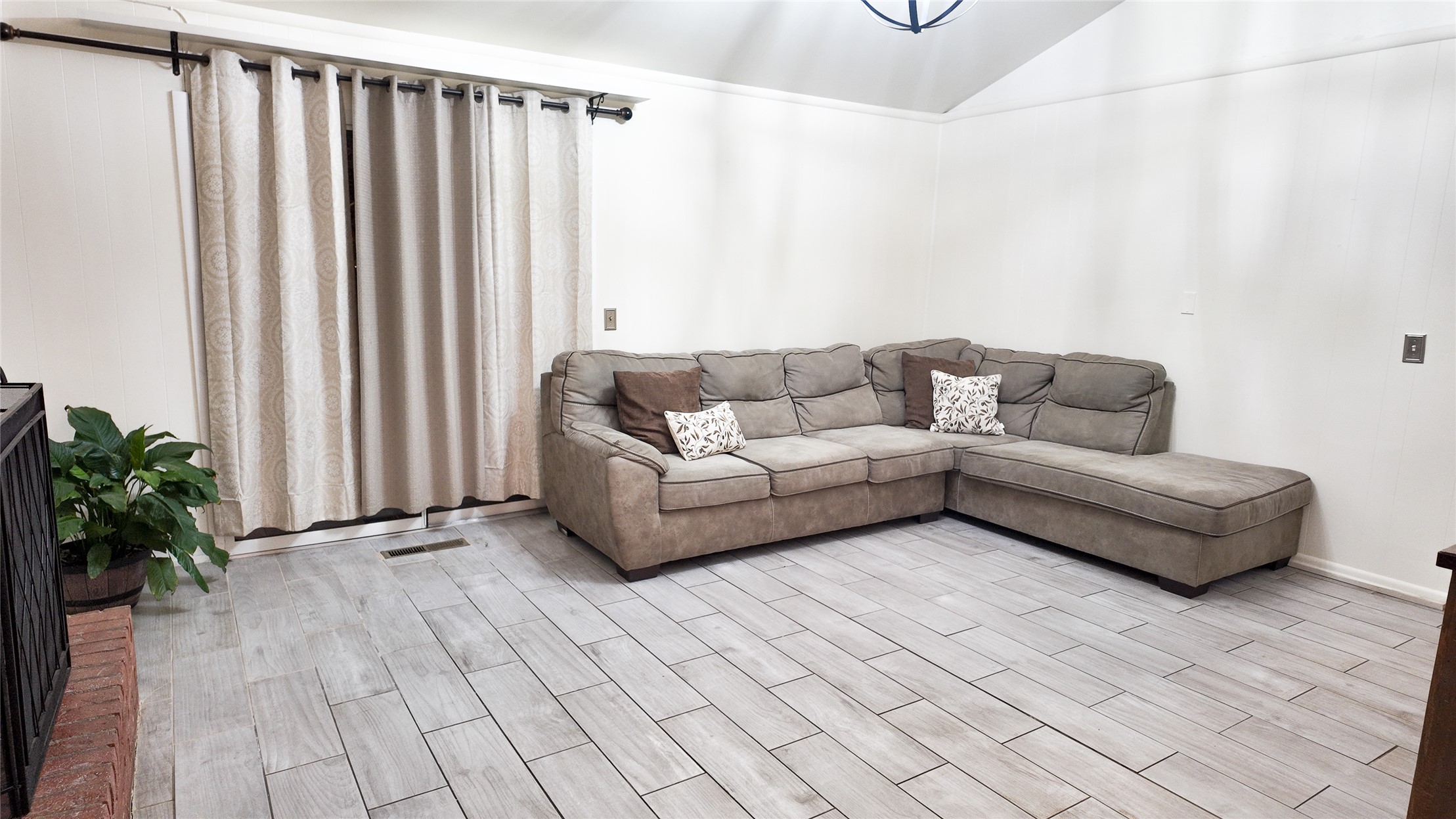 10608 E 18th Street Tulsa OK 74128