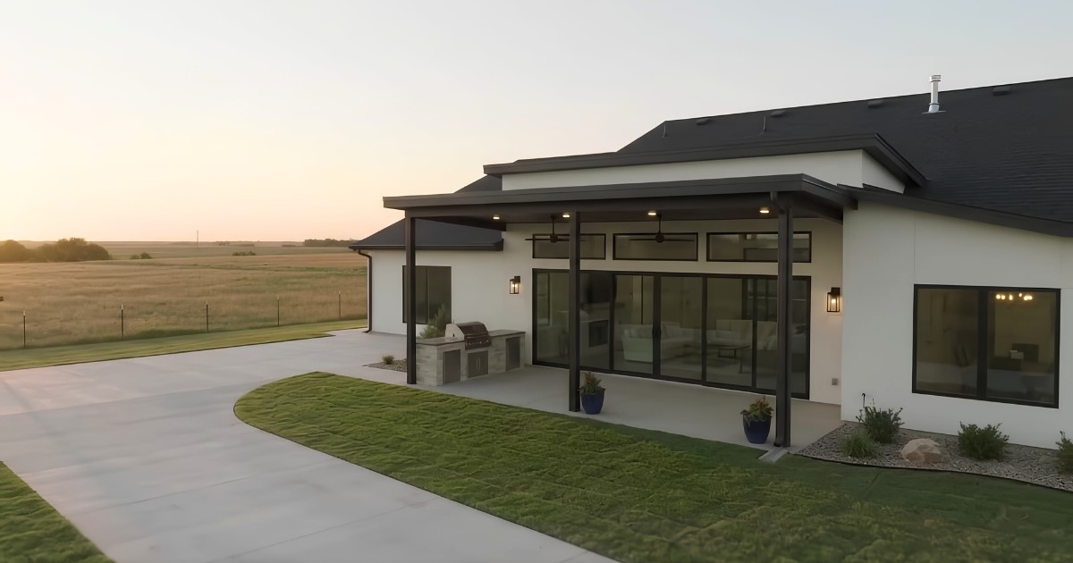 800 W Pryor Avenue Pocola OK 74902