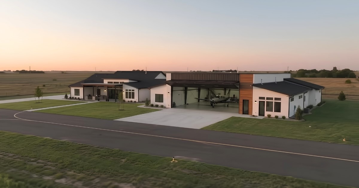 800 W Pryor Avenue Pocola OK 74902