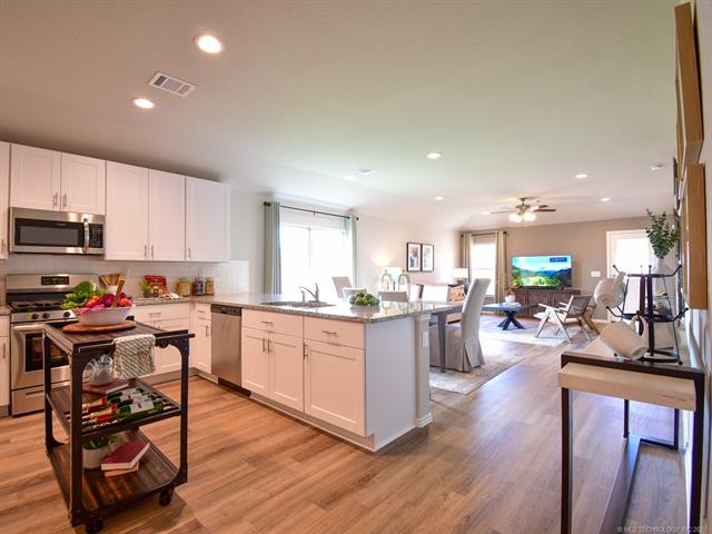 15721 Mustang Avenue Kellyville OK 74039