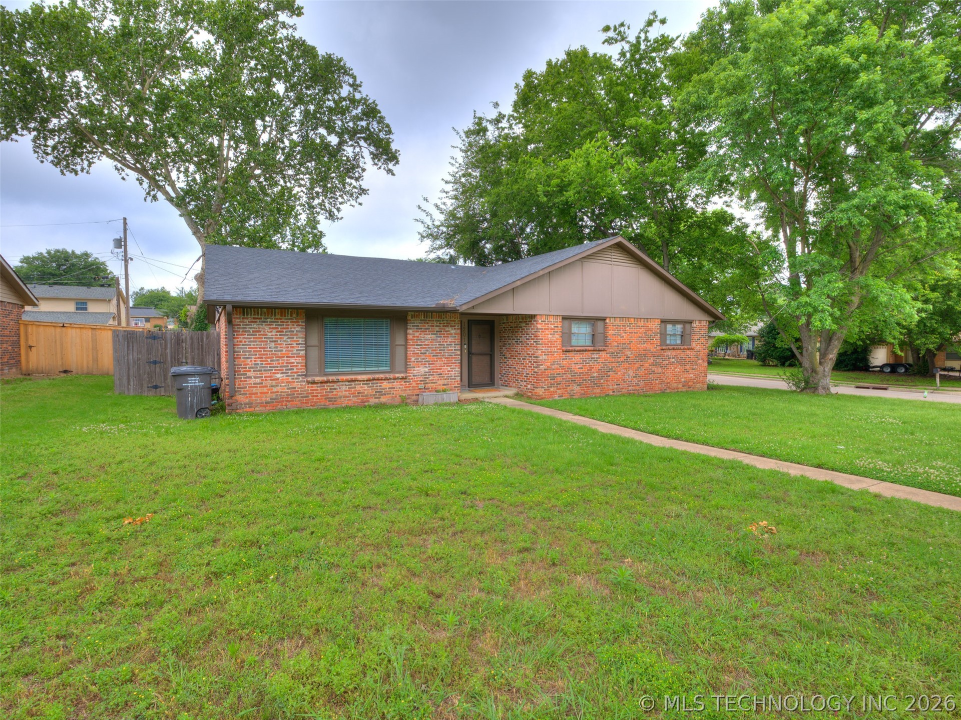 1201 Guinn Lane Bartlesville OK 74006