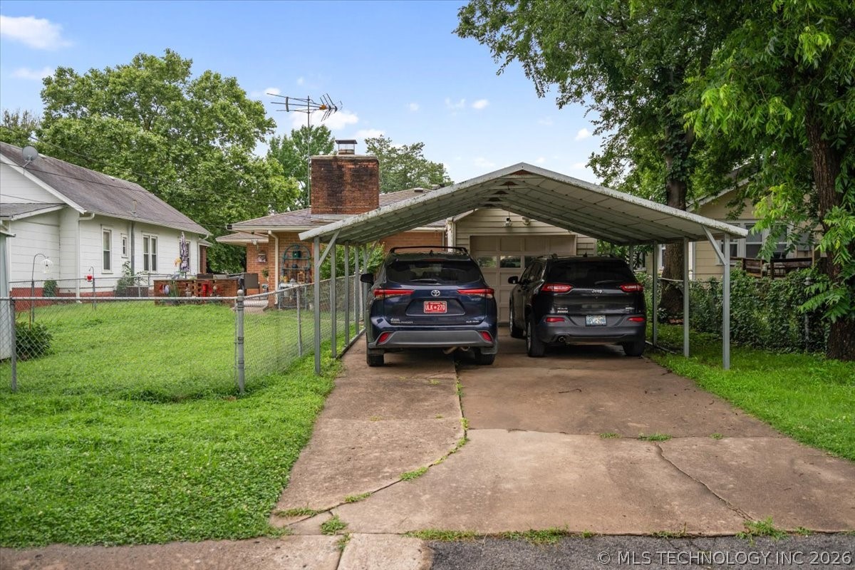 914 SE Delaware Avenue Bartlesville OK 74003