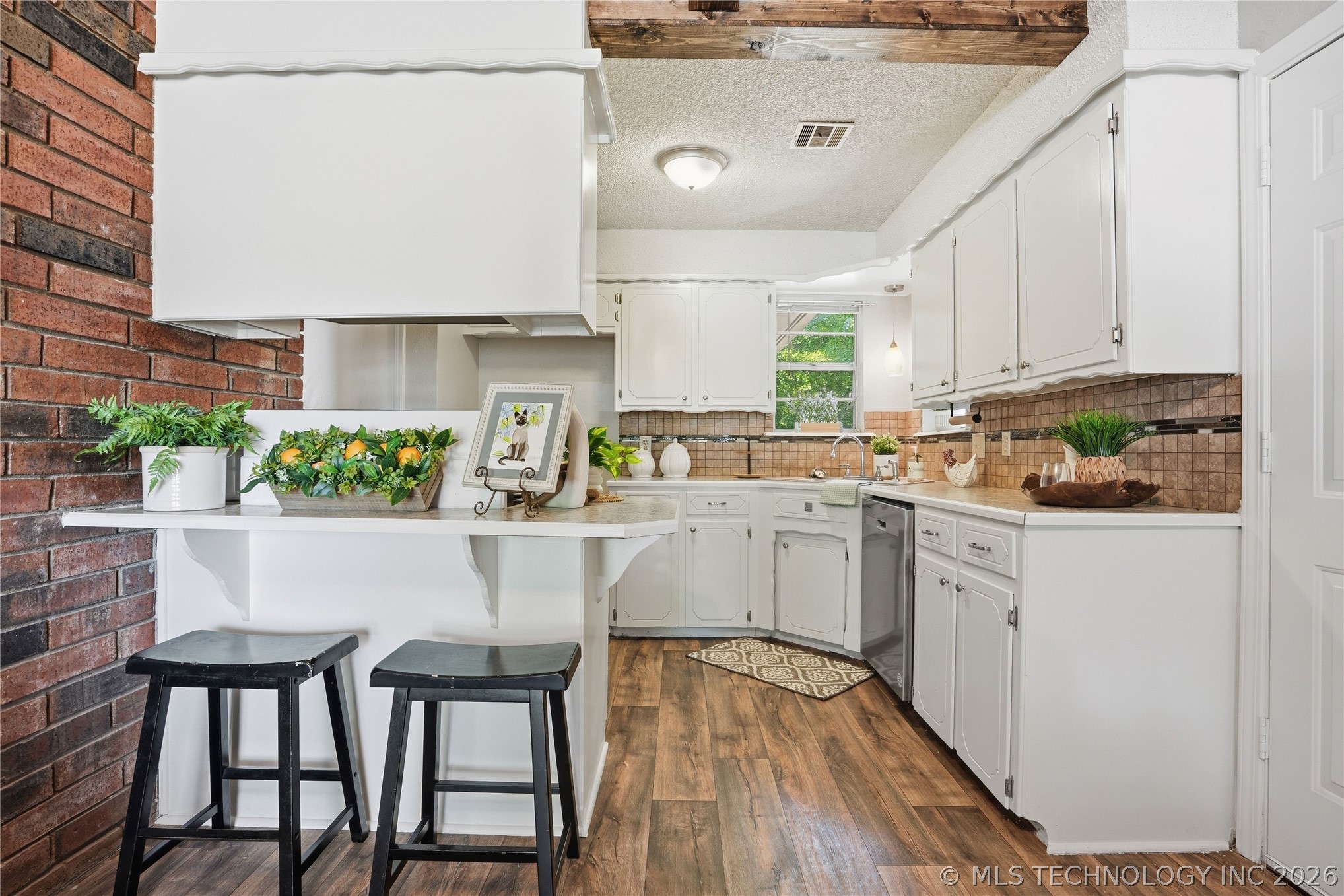 1636 S Pine Avenue Broken Arrow OK 74012