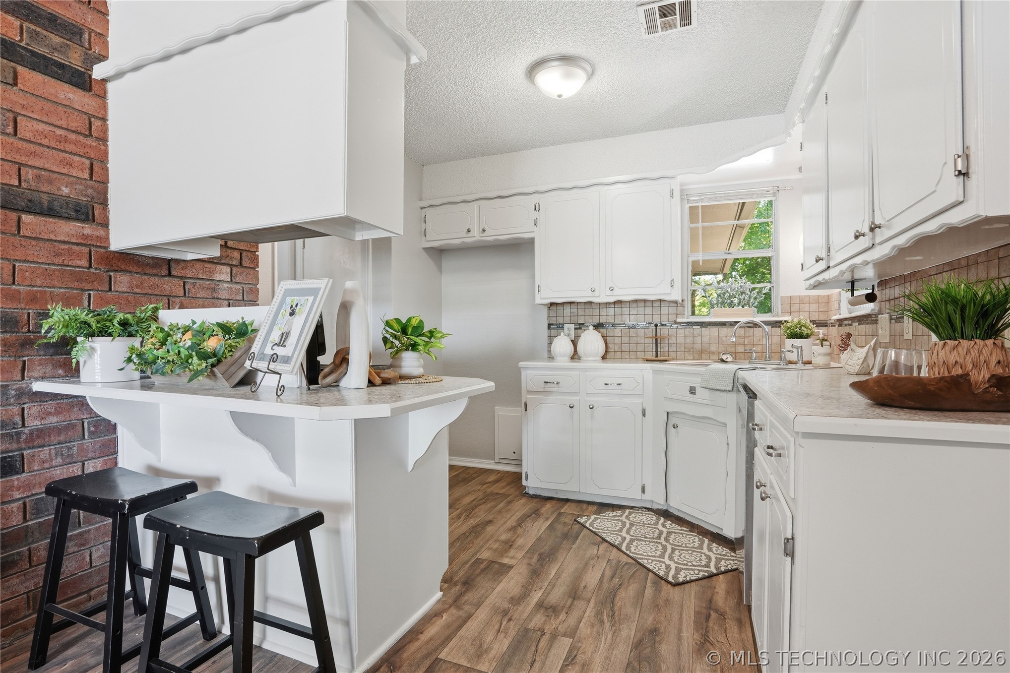 1636 S Pine Avenue Broken Arrow OK 74012