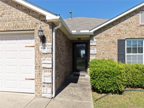 504 S Seminole Street Skiatook OK 74070