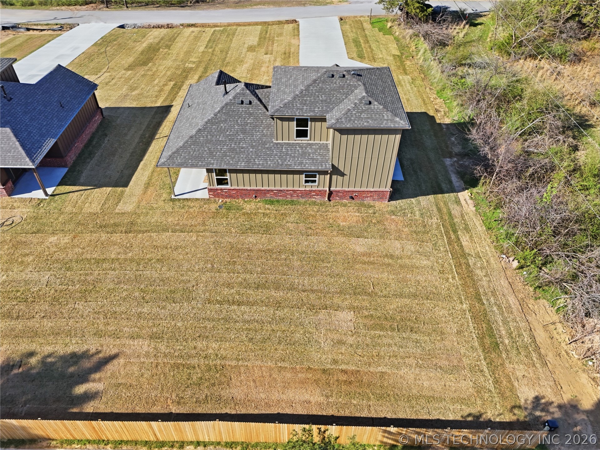 1532 E Grayson Avenue Sapulpa OK 74066