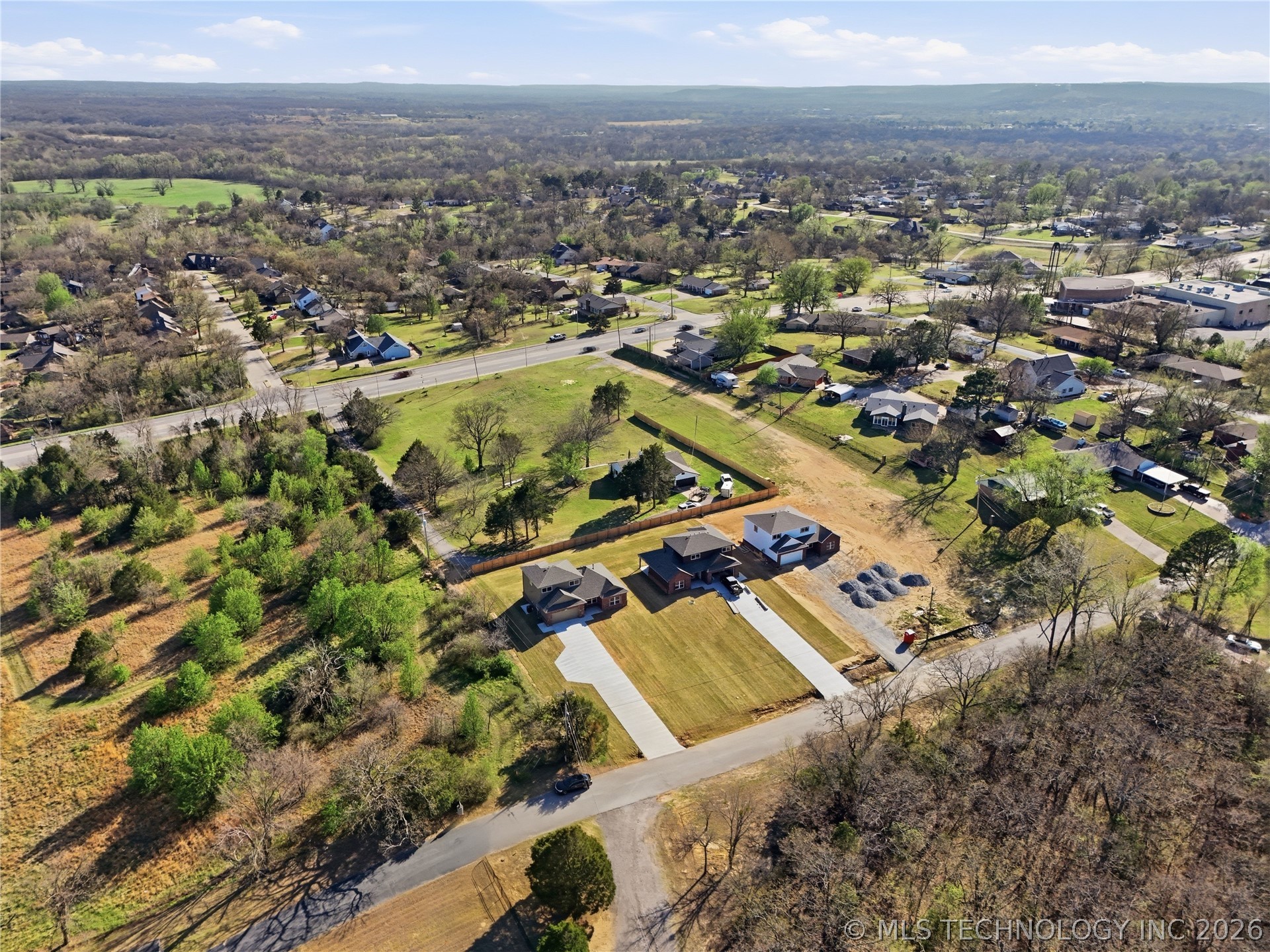 1532 E Grayson Avenue Sapulpa OK 74066
