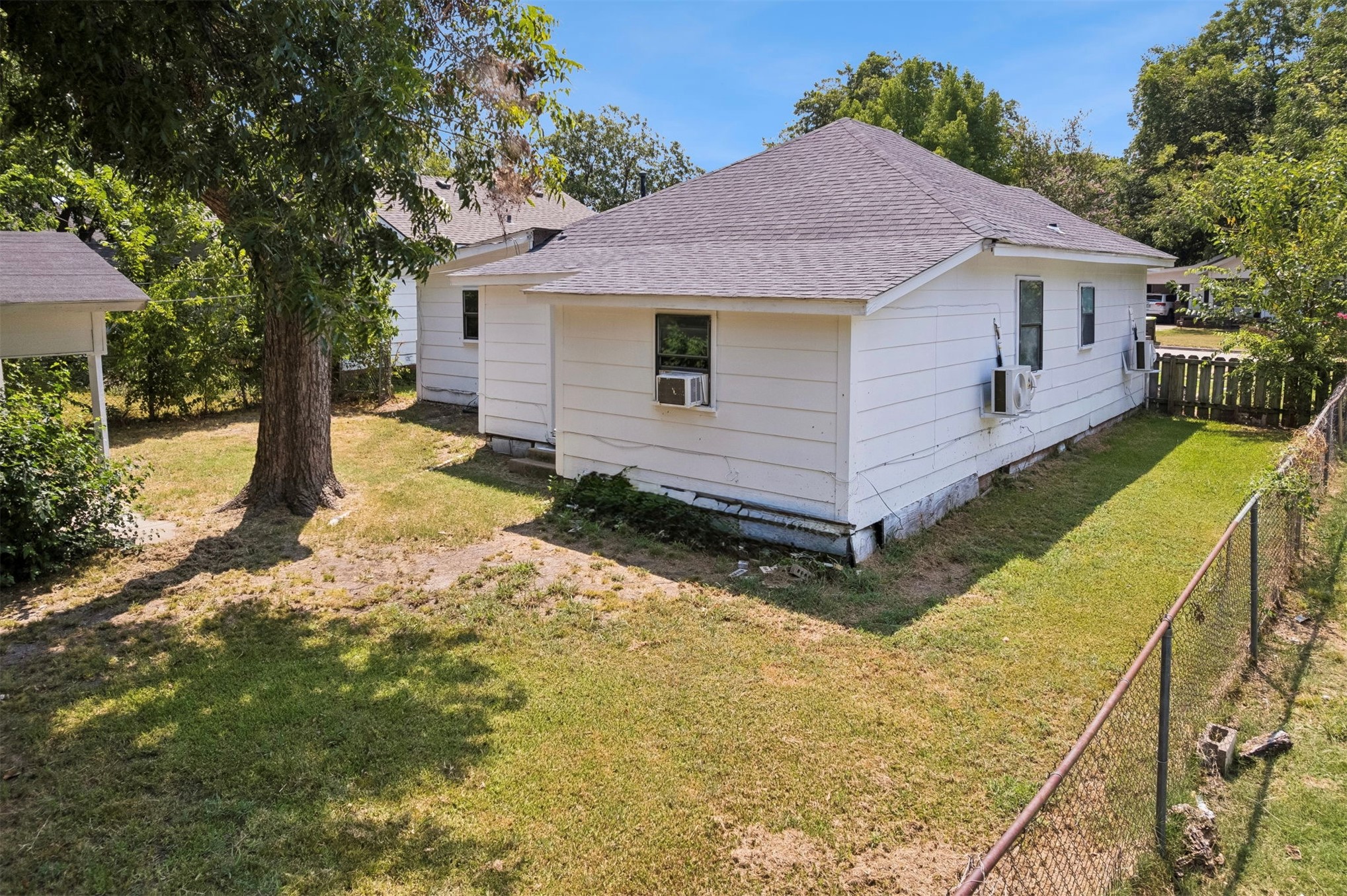 522 E 7th Ada OK 74820