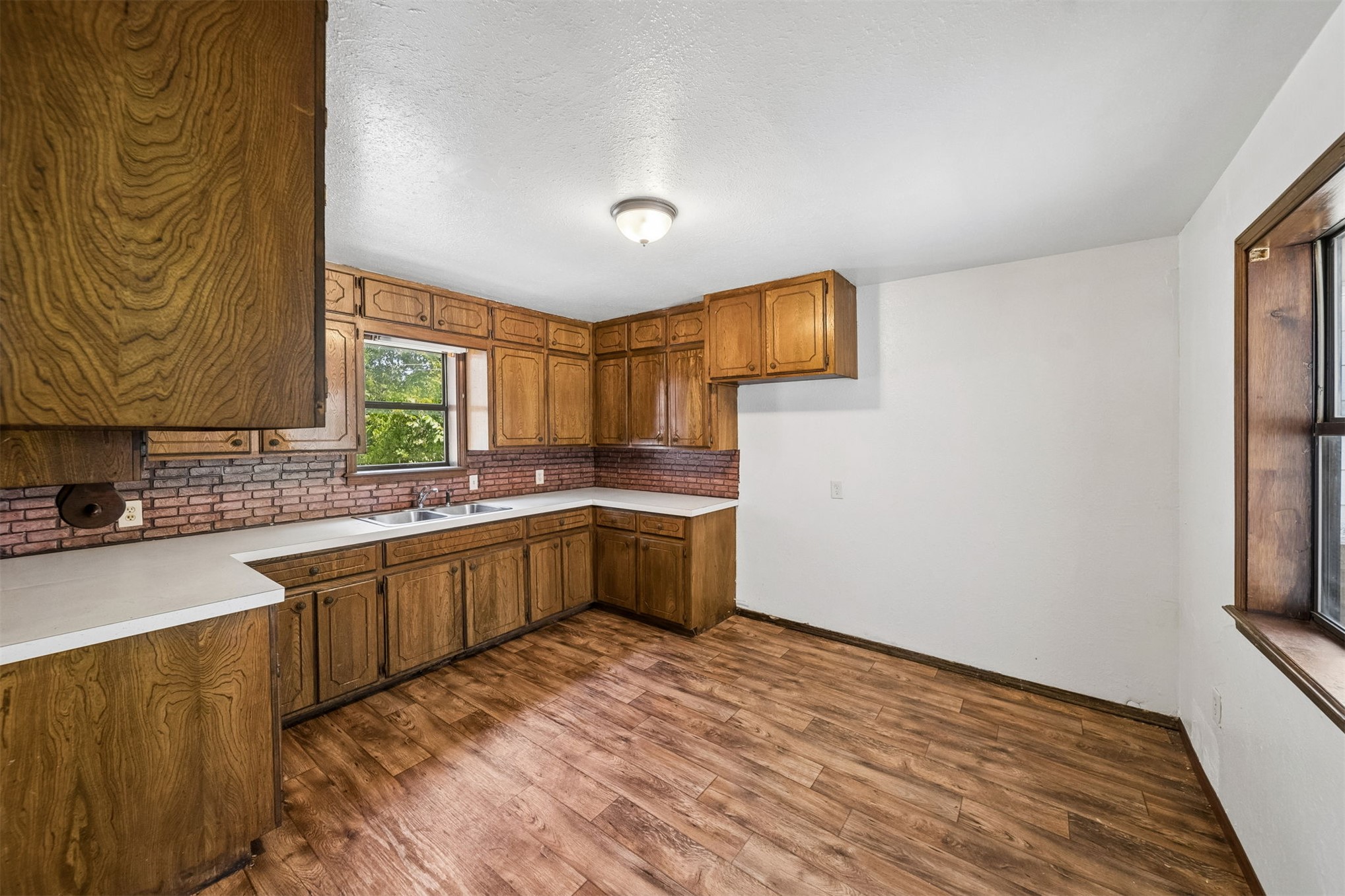 522 E 7th Ada OK 74820