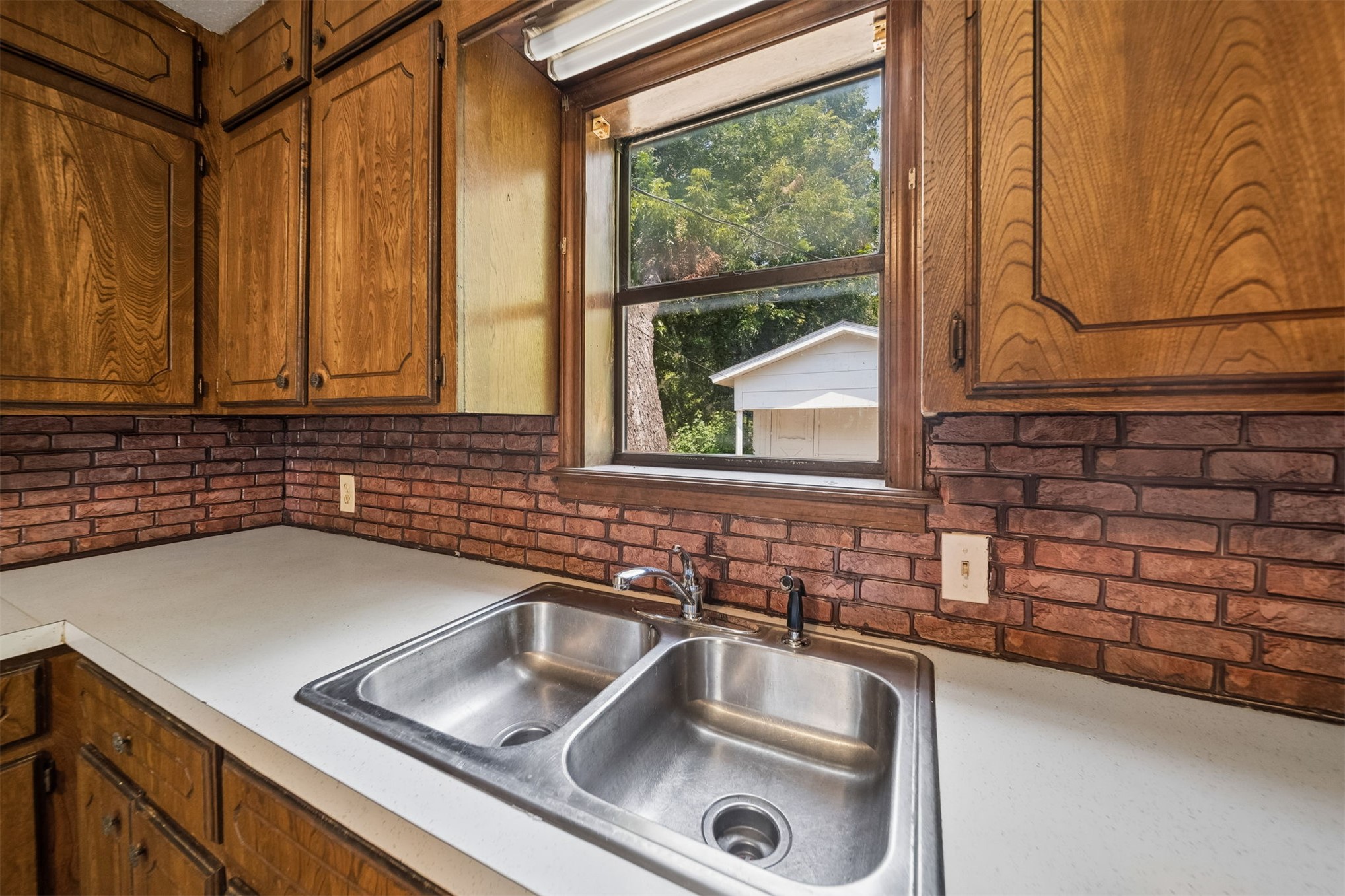 522 E 7th Ada OK 74820