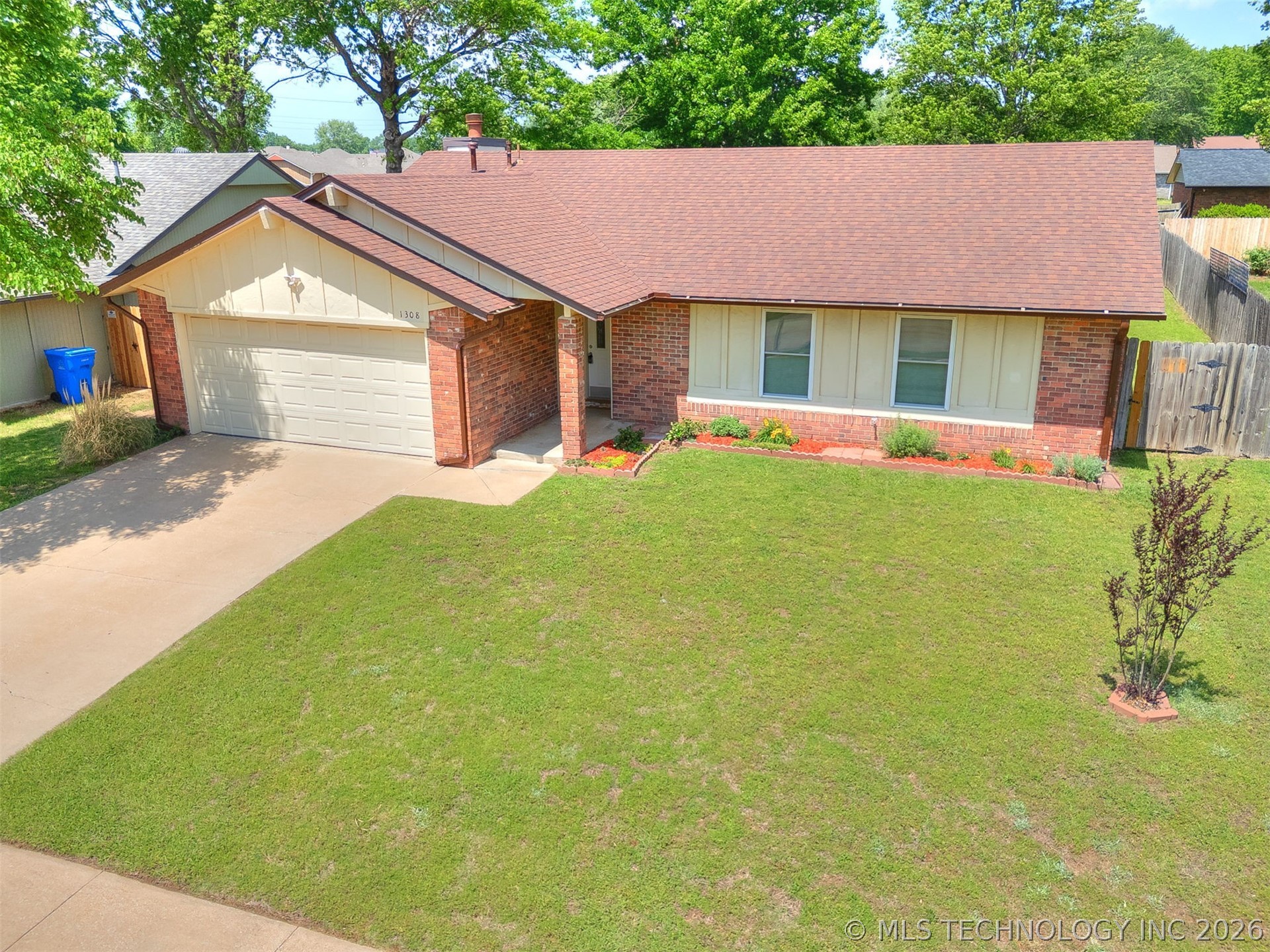 1308 W Birmingham Street Broken Arrow OK 74011