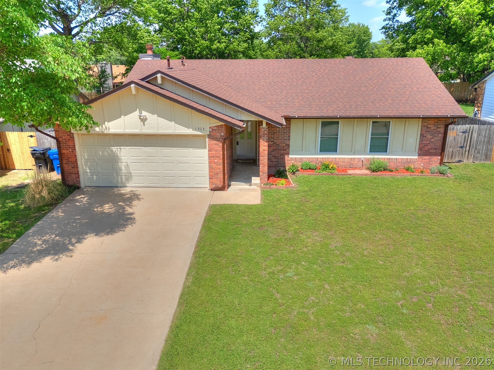 1308 W Birmingham Street Broken Arrow OK 74011