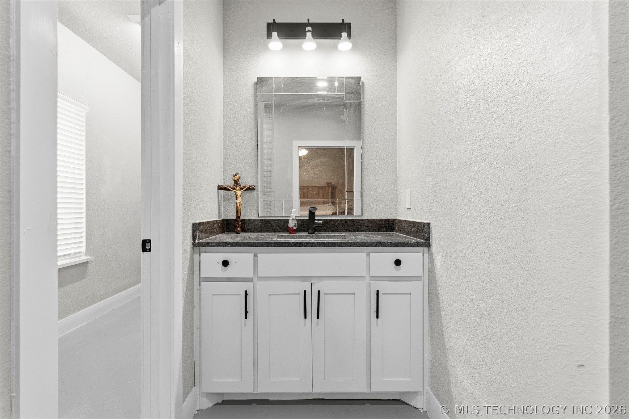 8608 Ward Ranch Road Marietta OK 73448