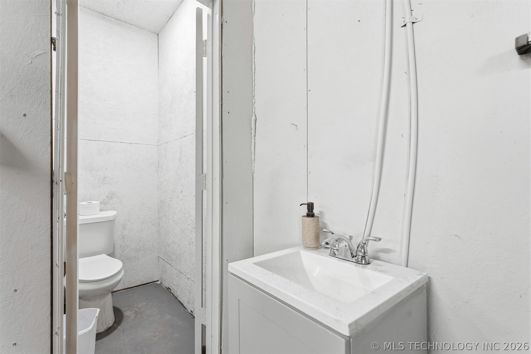 8608 Ward Ranch Road Marietta OK 73448