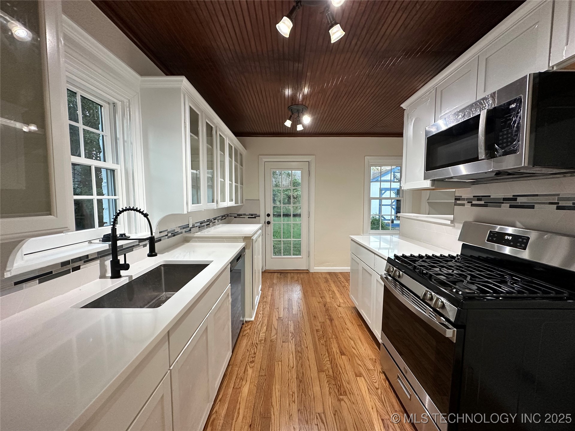 1235 S Gary Place Tulsa OK 74104