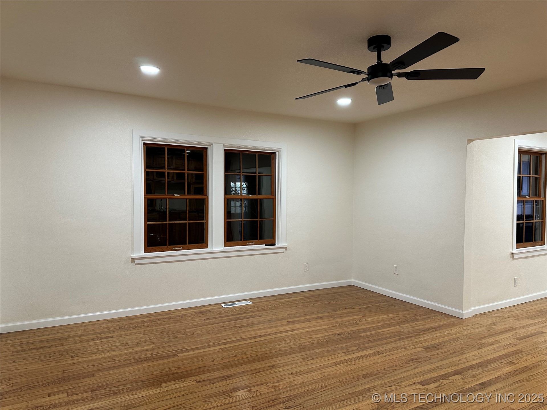 1235 S Gary Place Tulsa OK 74104