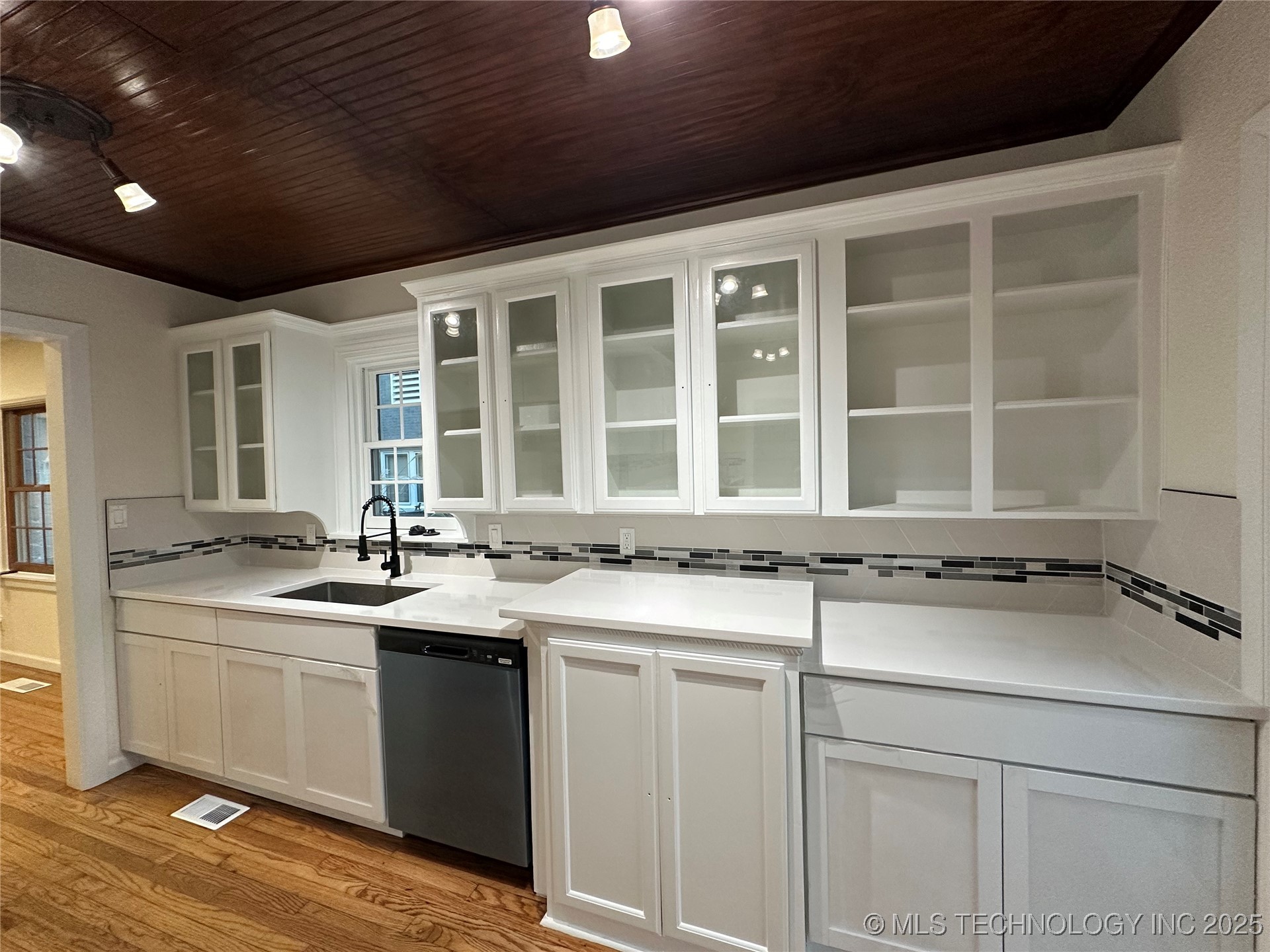 1235 S Gary Place Tulsa OK 74104