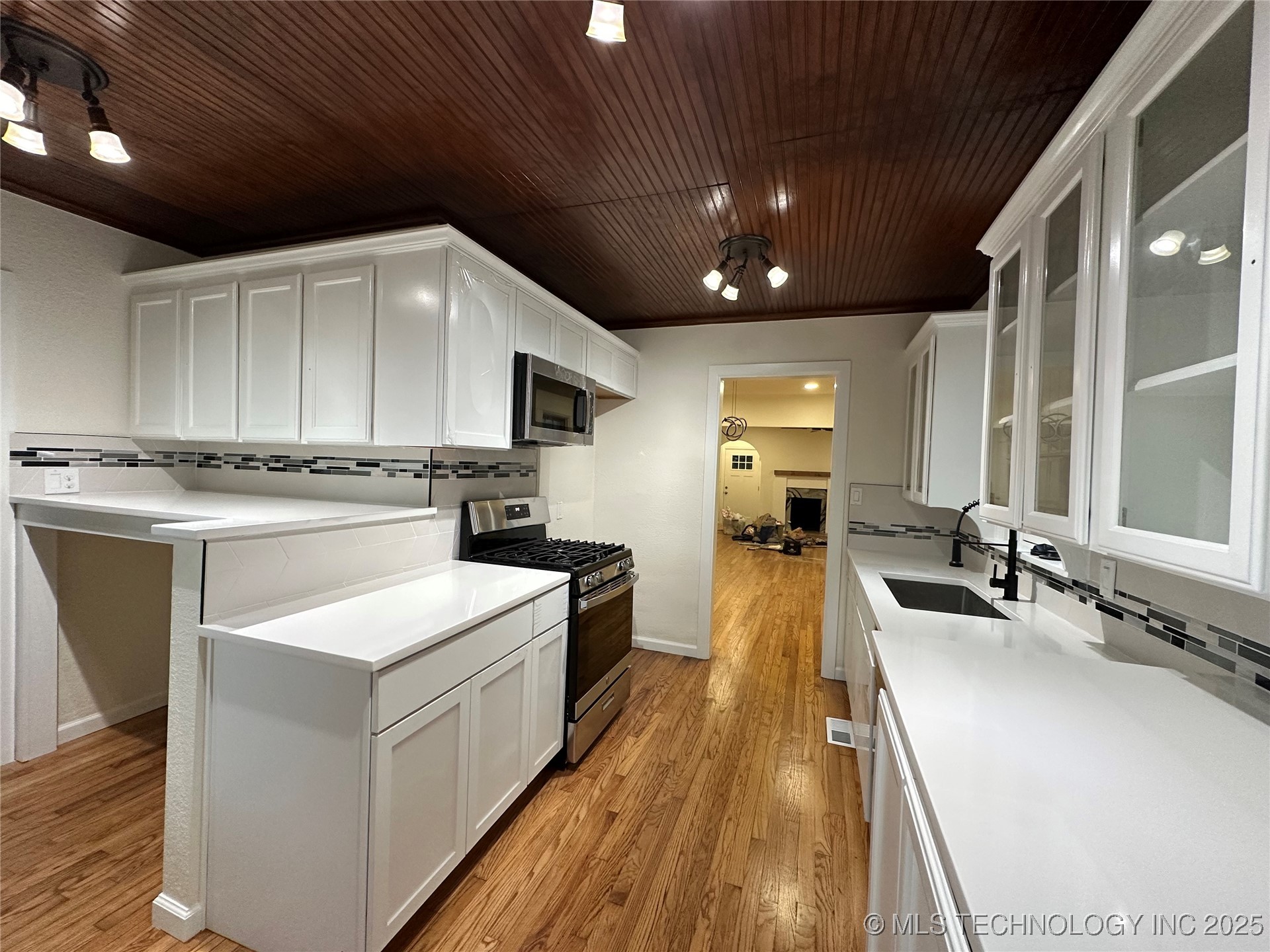 1235 S Gary Place Tulsa OK 74104