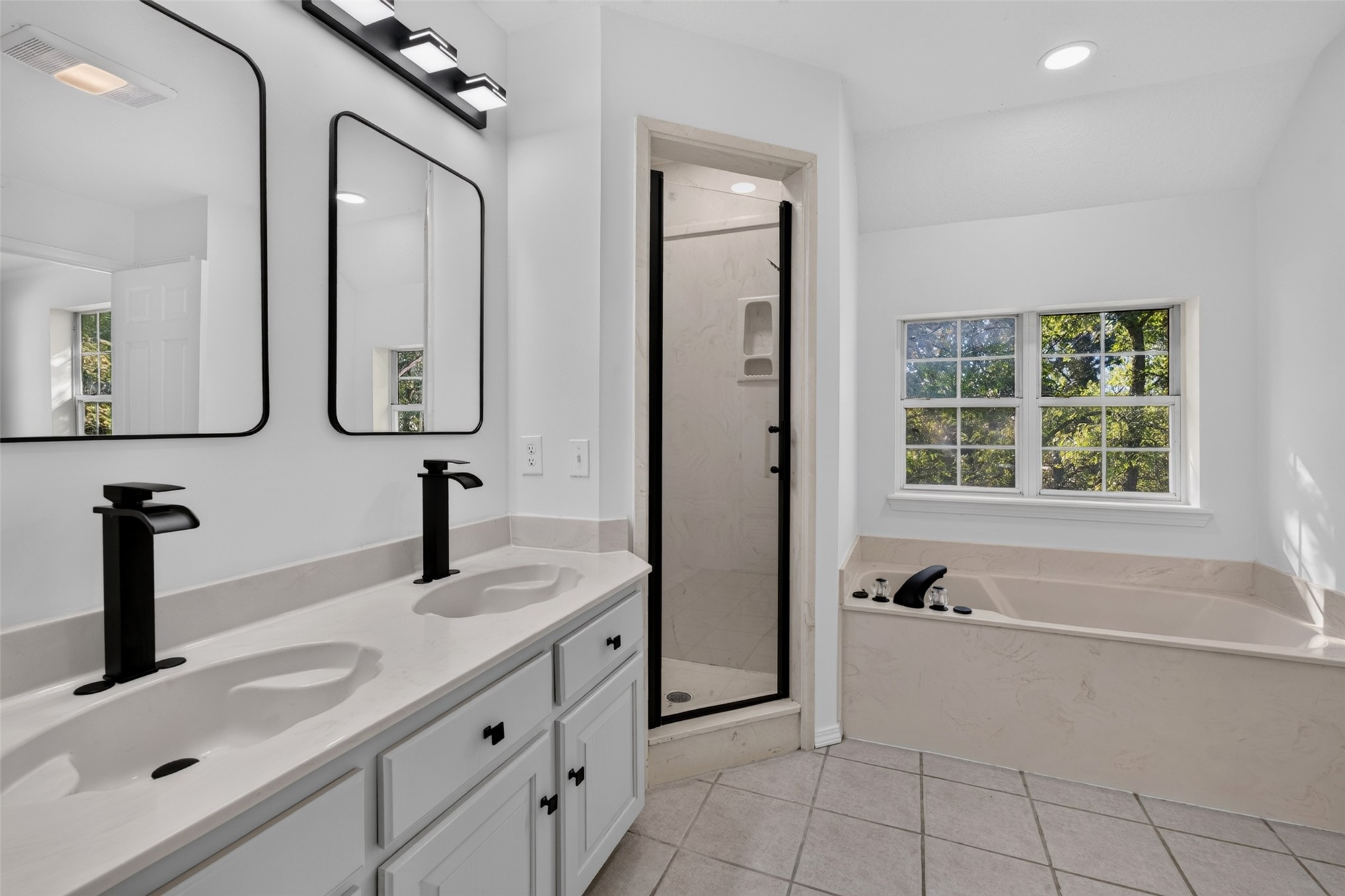 18641 Woodbriar Lane Catoosa OK 74015