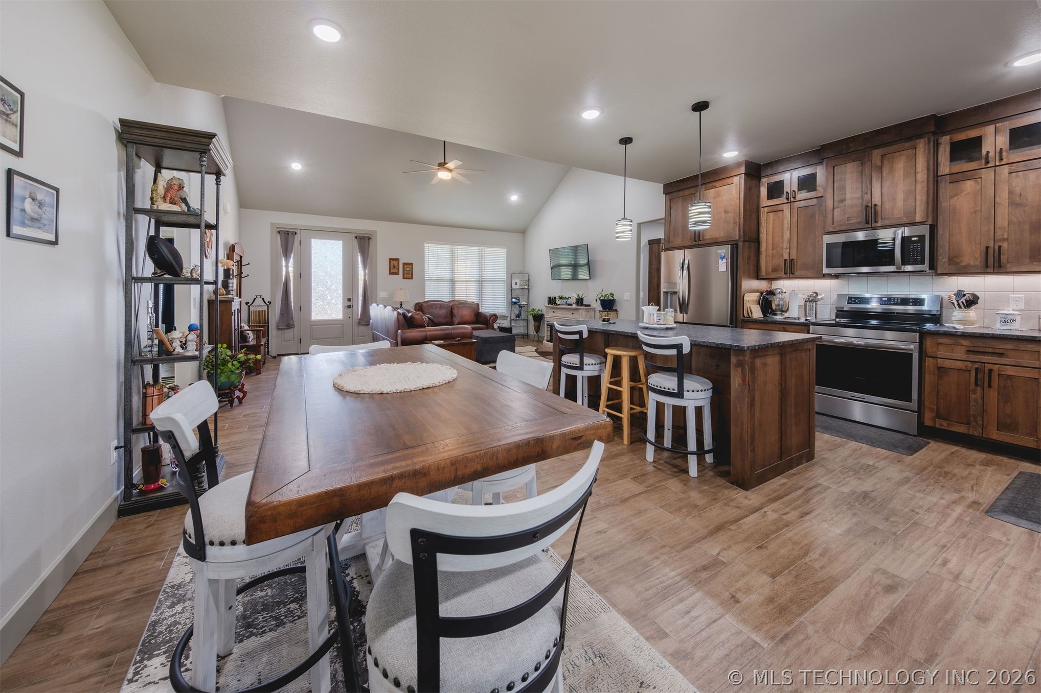 16860 W Sierra Tahlequah OK 74464