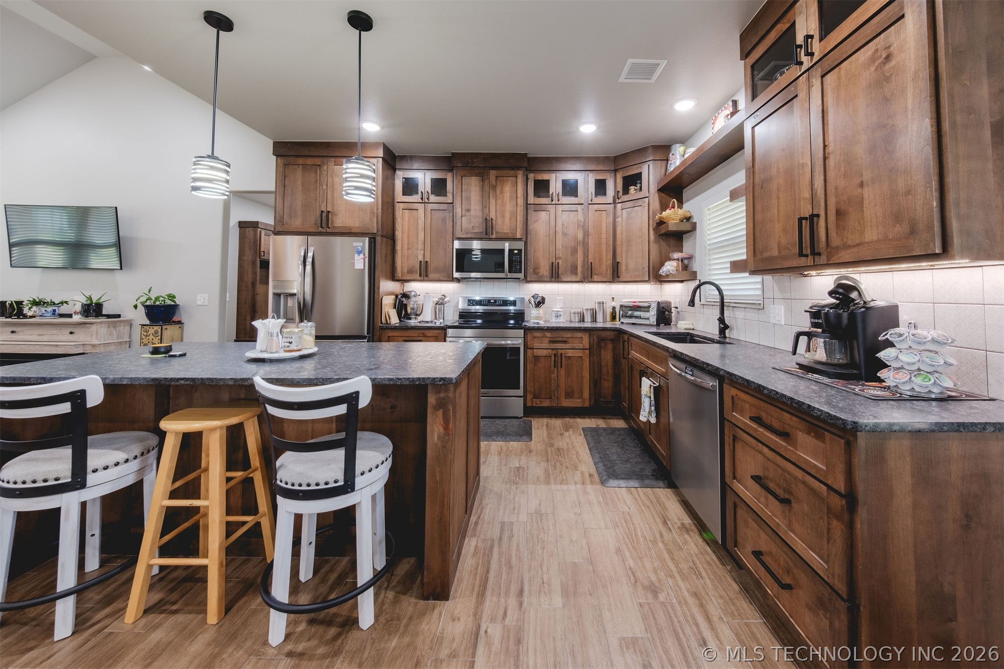 16860 W Sierra Tahlequah OK 74464