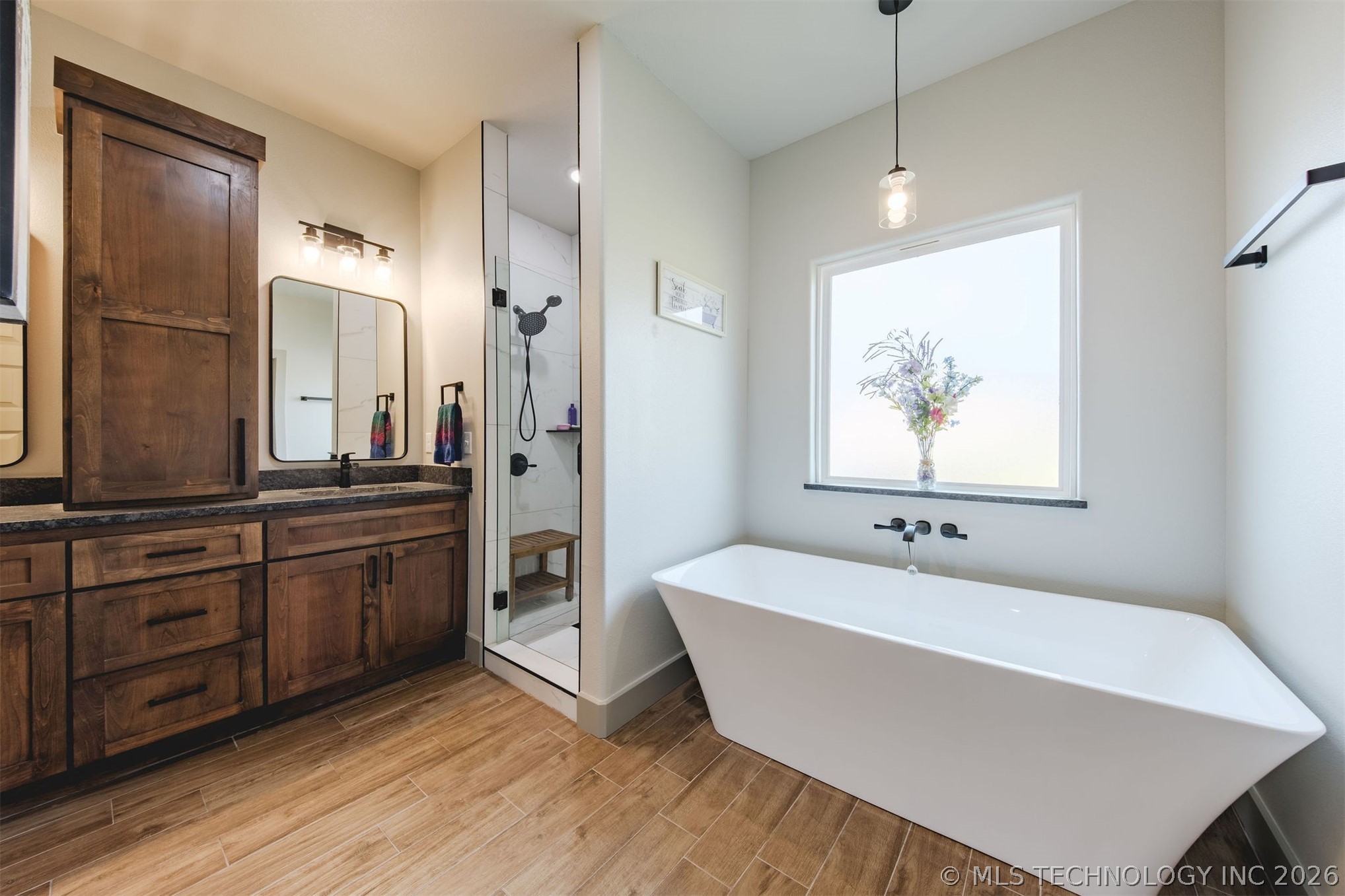 16860 W Sierra Tahlequah OK 74464