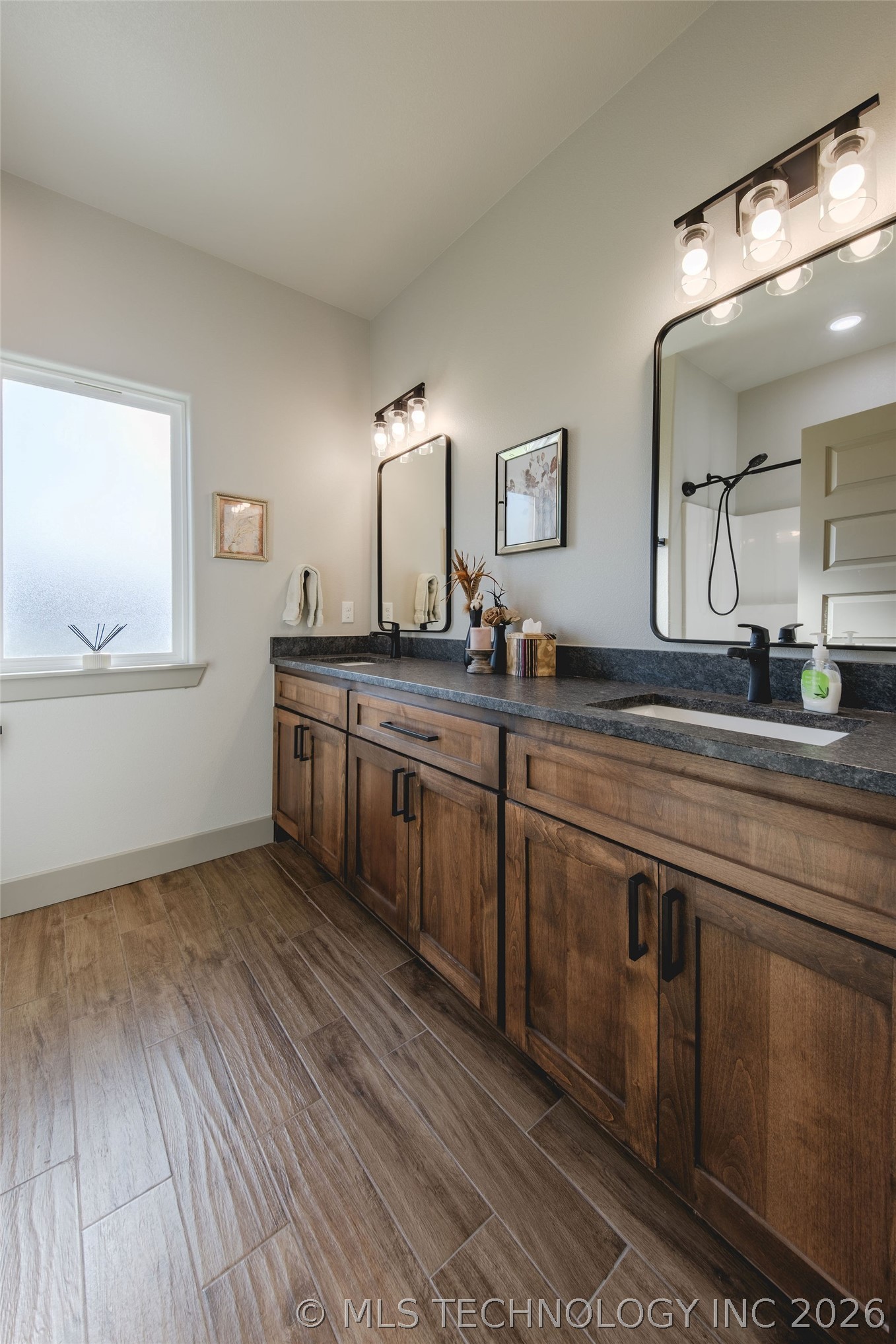 16860 W Sierra Tahlequah OK 74464