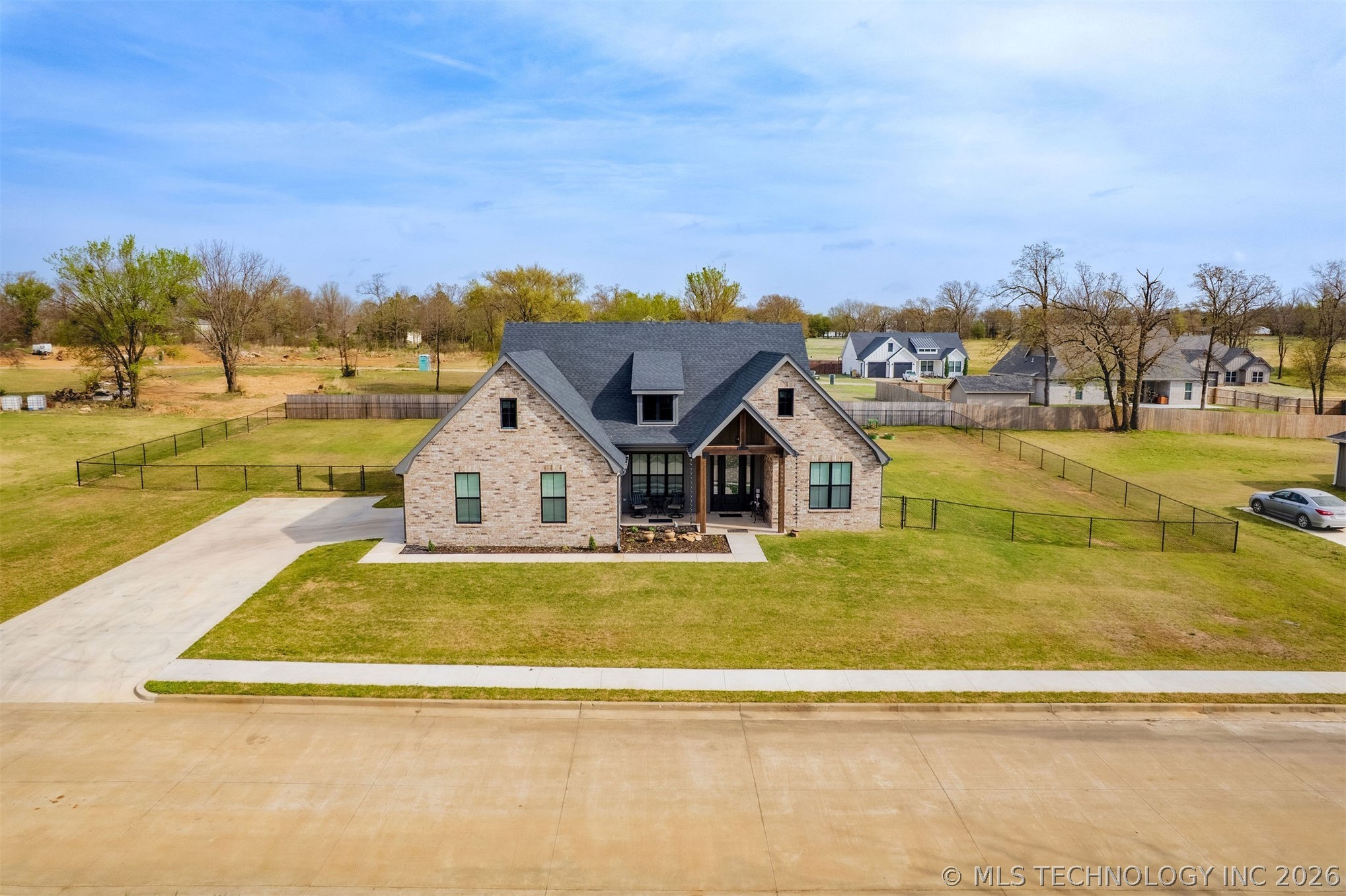 16860 W Sierra Tahlequah OK 74464